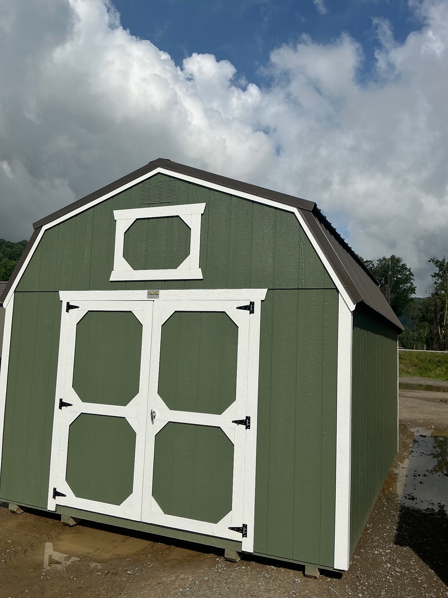 Lofted Barn - 12x16