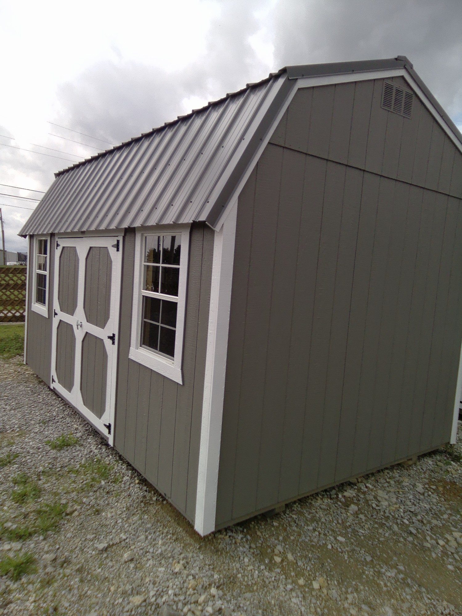 Lofted Barn - 10x16