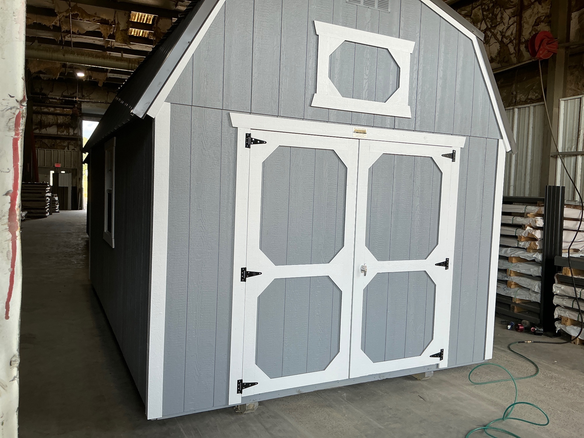 Lofted Barn - 10x16