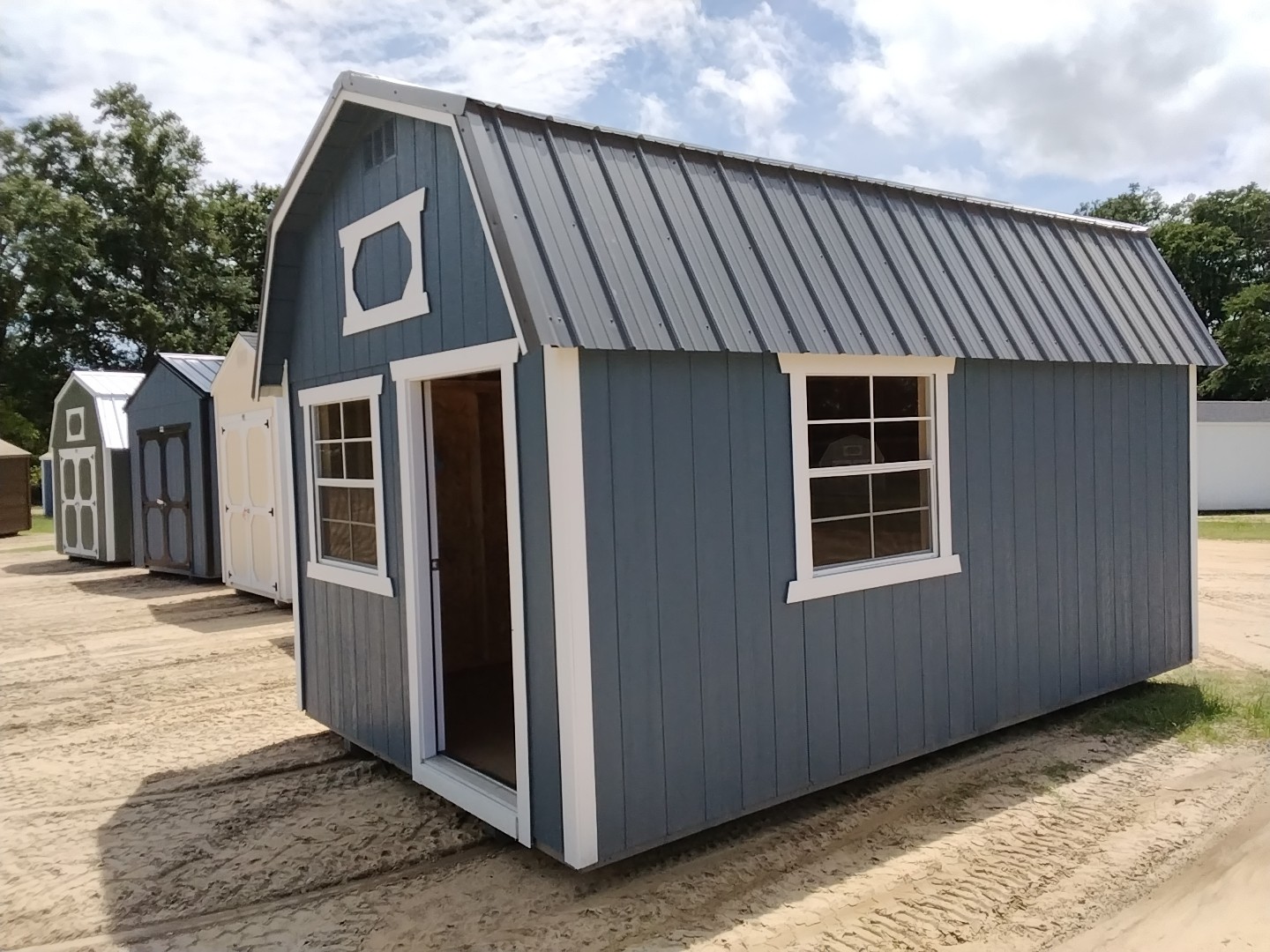 Lofted Barn - 10x16