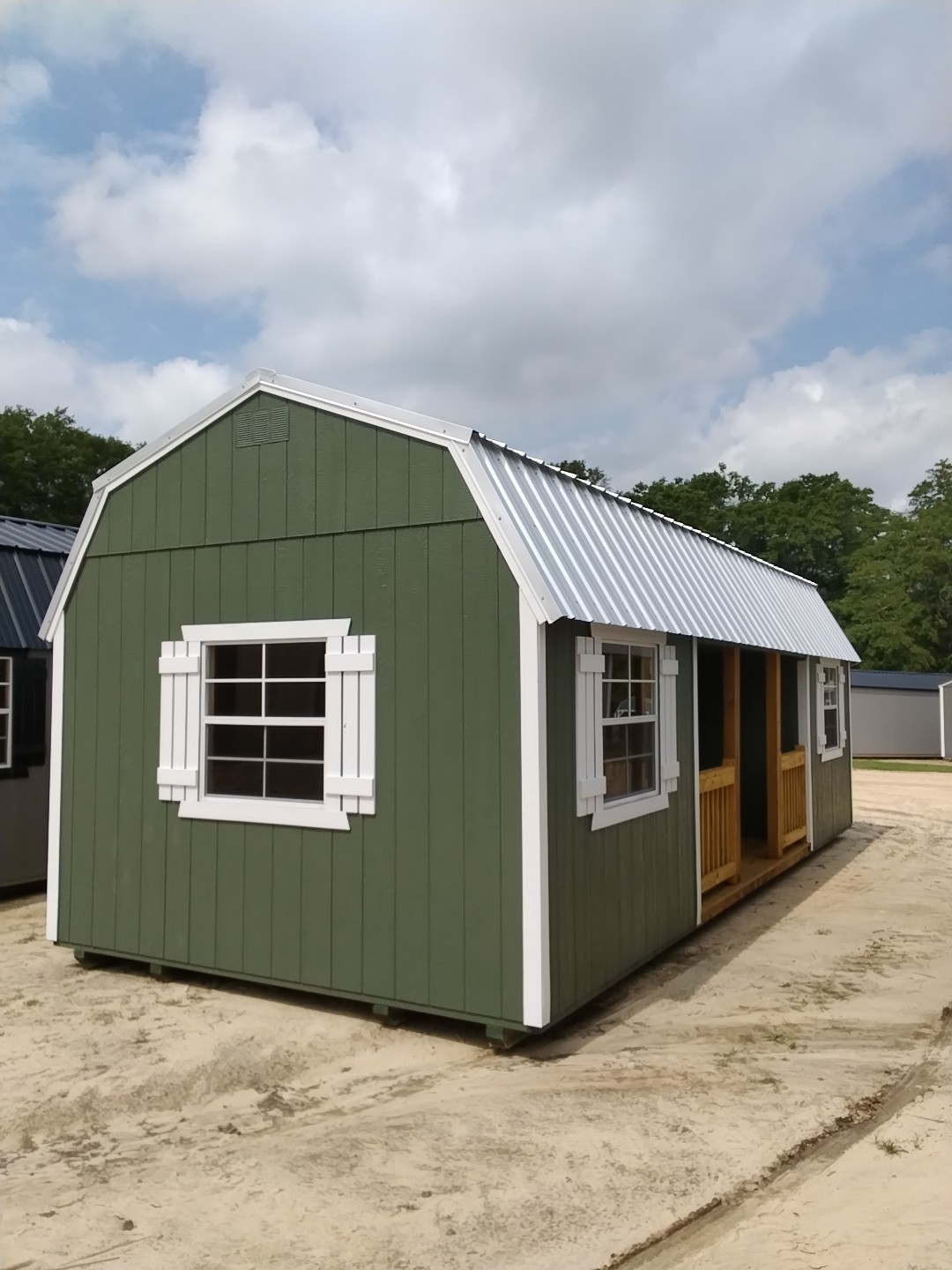 Lofted Barn Center Porch - 12x28