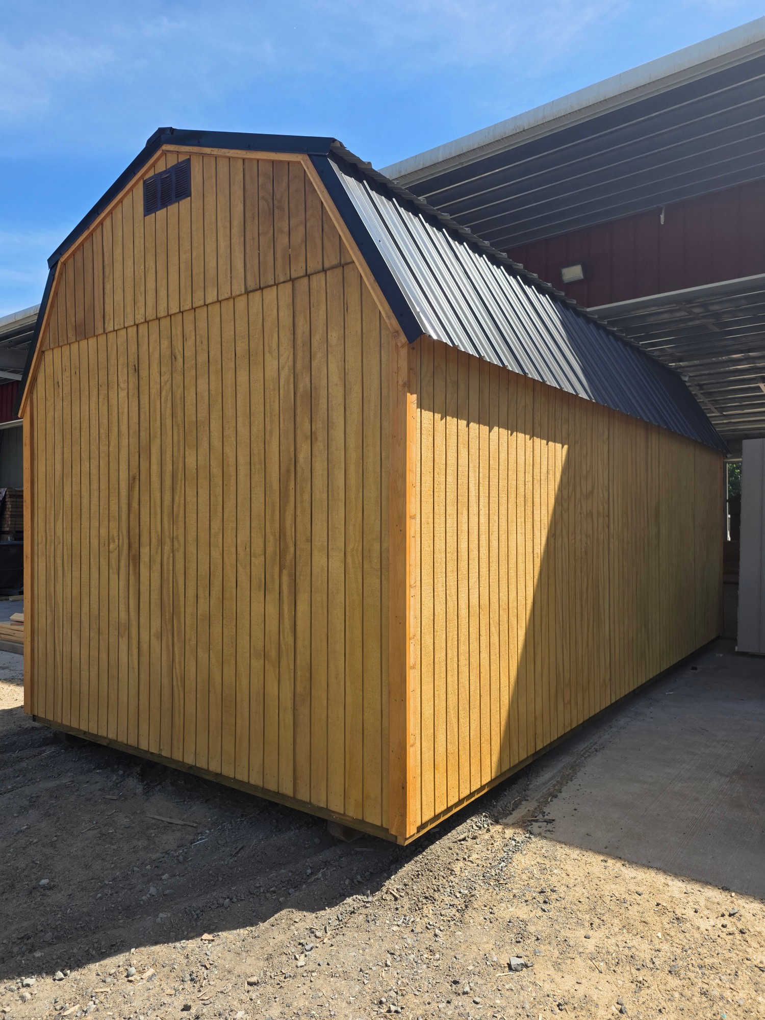 10x20 Lofted Barn photo 2