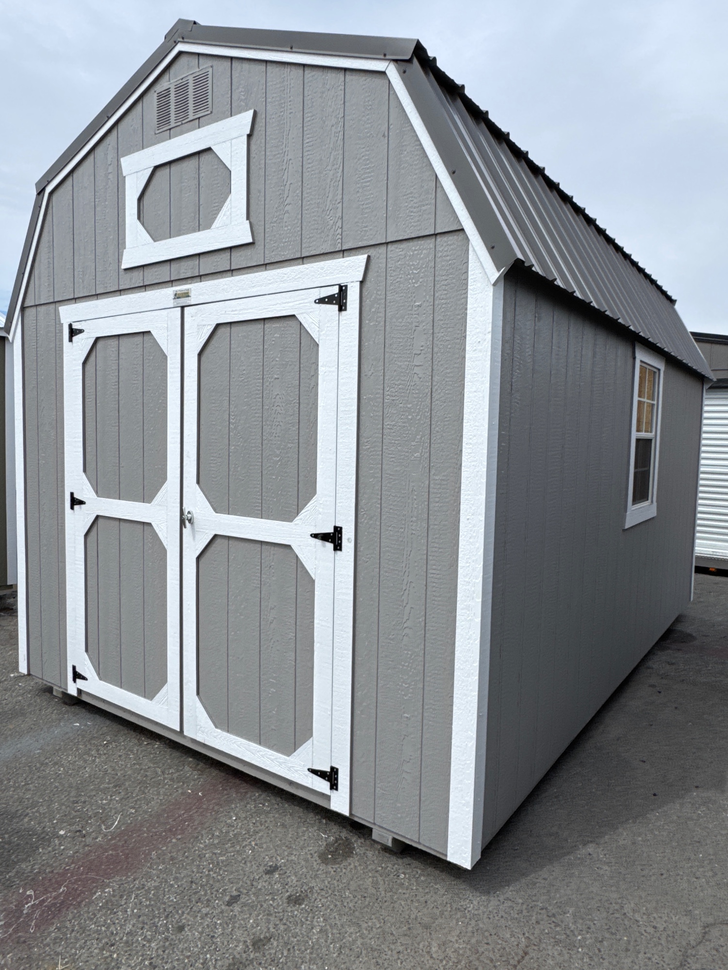 Lofted Barn - 10x16