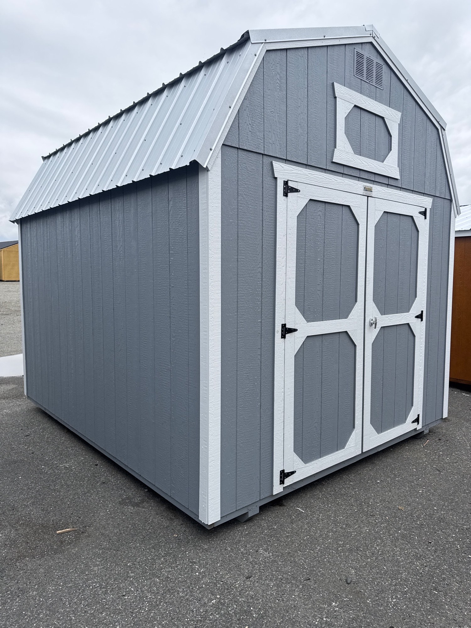 Lofted Barn - 10x12
