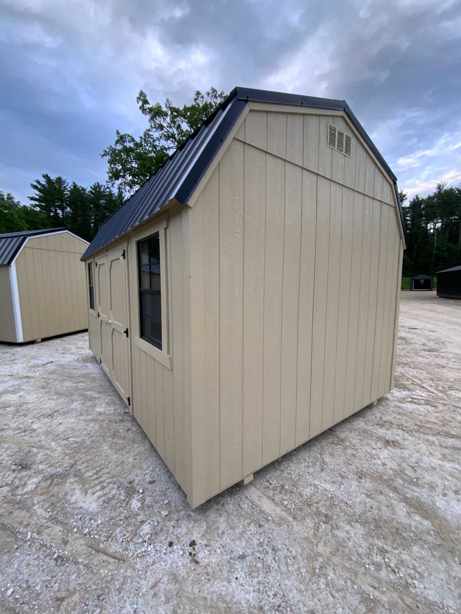 Lofted Barn - 10x16