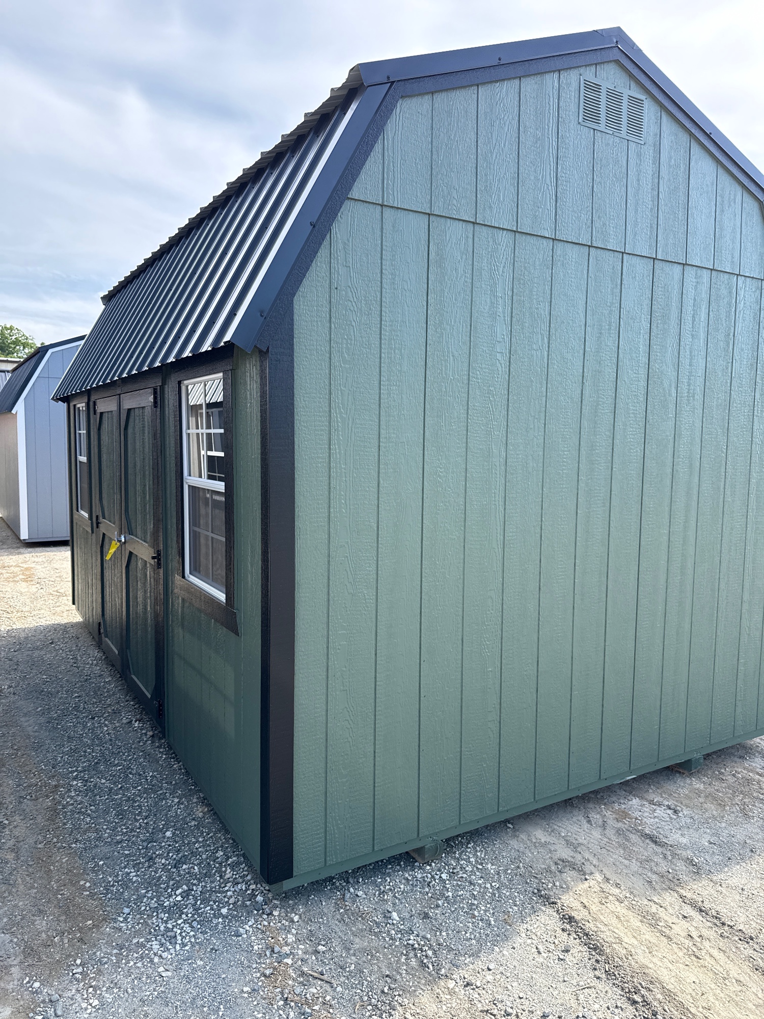 Lofted Barn - 10x16
