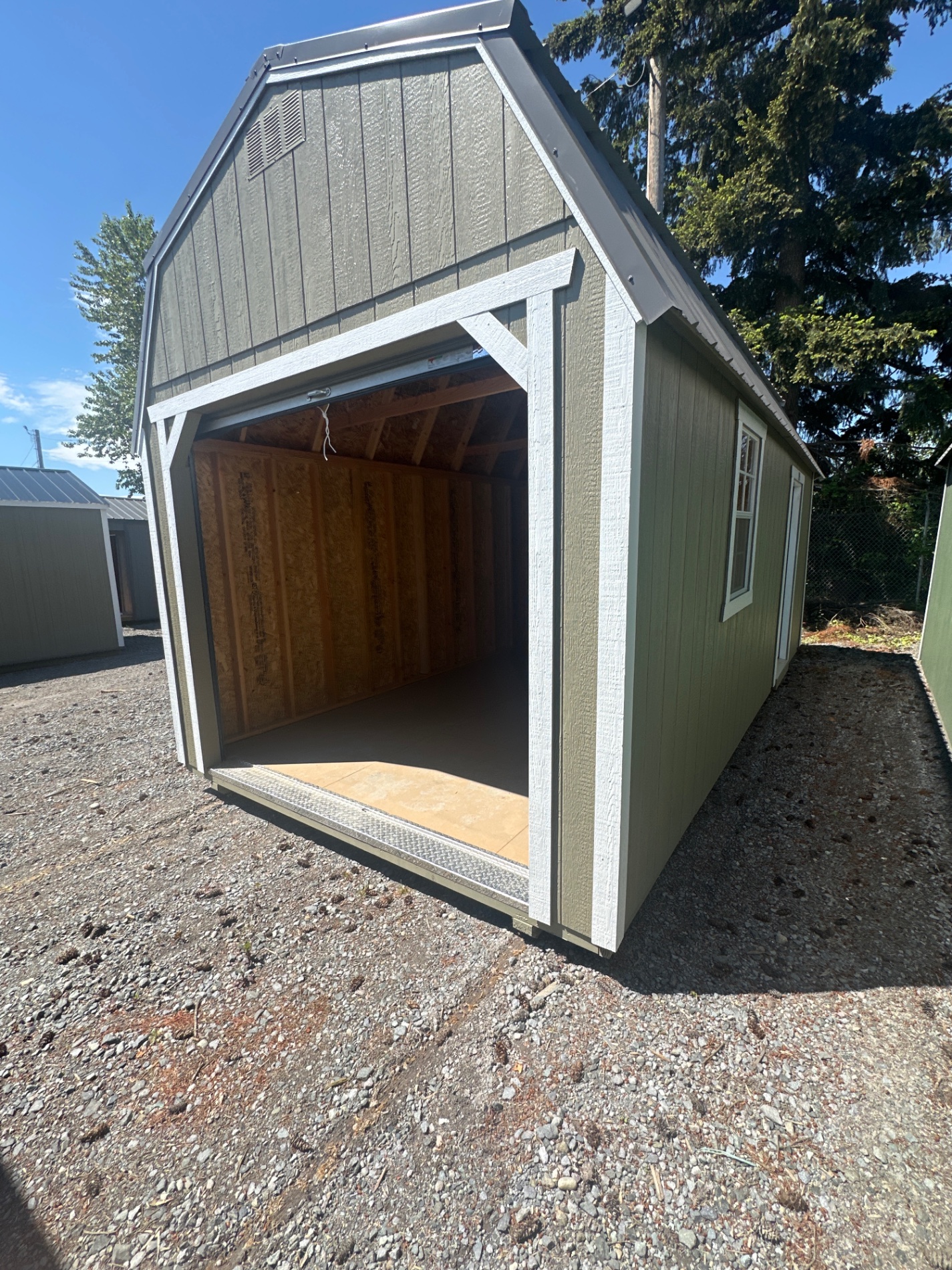 Lofted Barn 8' Garage - 10x20