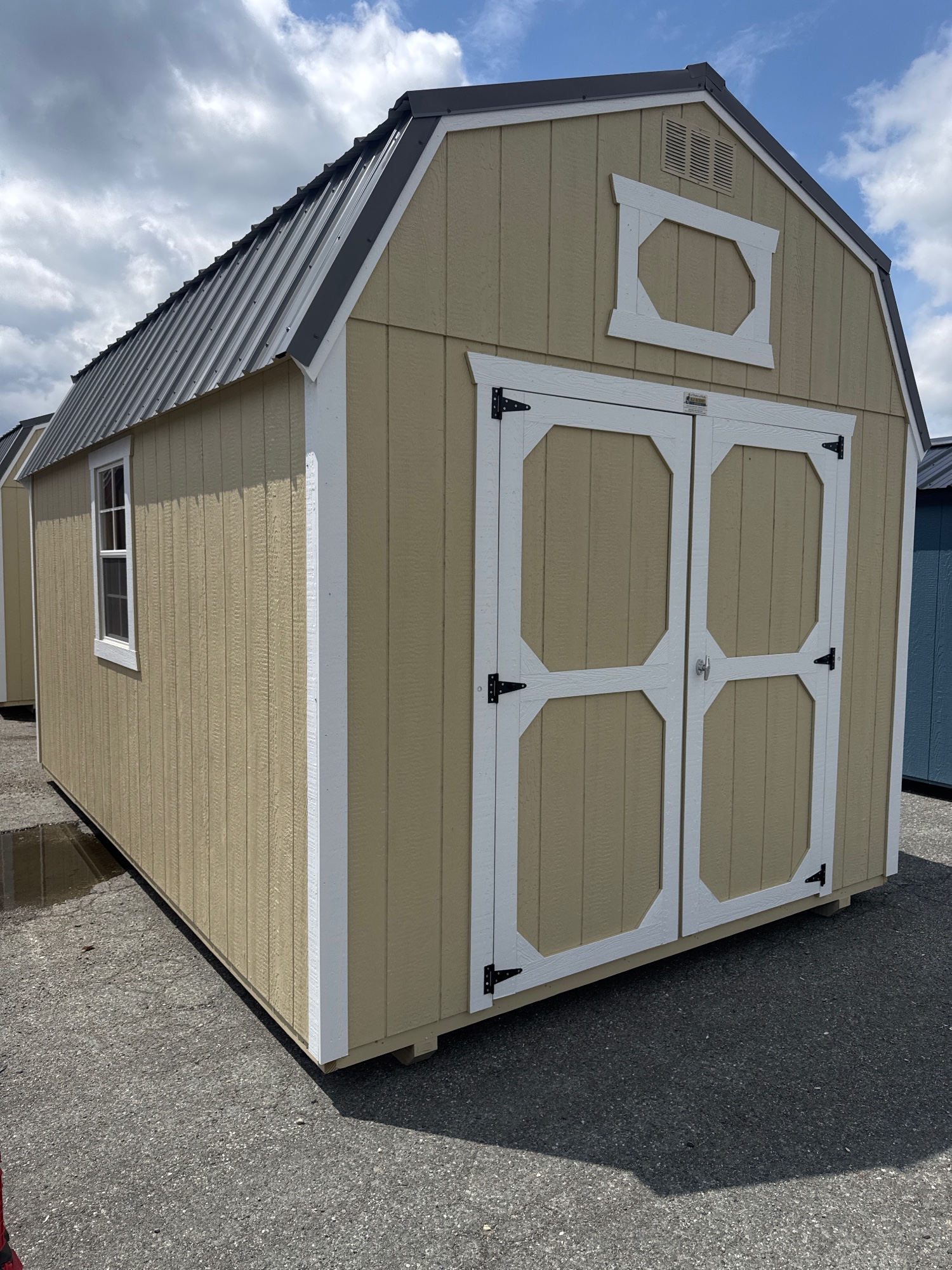 Lofted Barn - 10x16