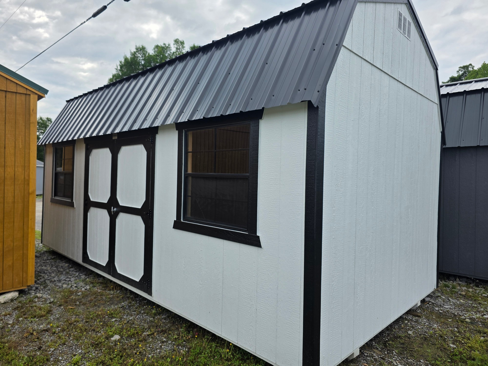 Lofted Barn - 10x20