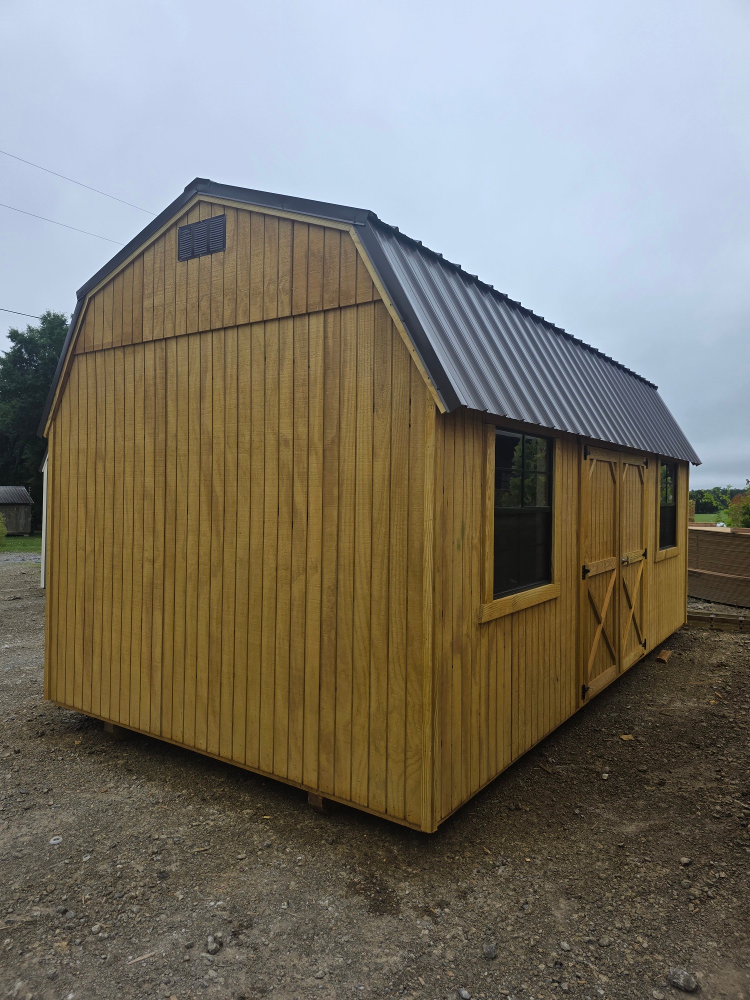 Lofted Barn - 10x20