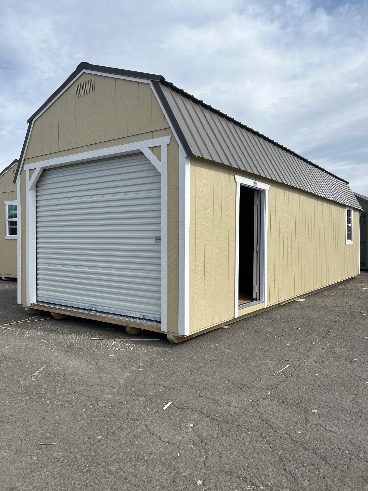 Lofted Barn Garage - 12x32