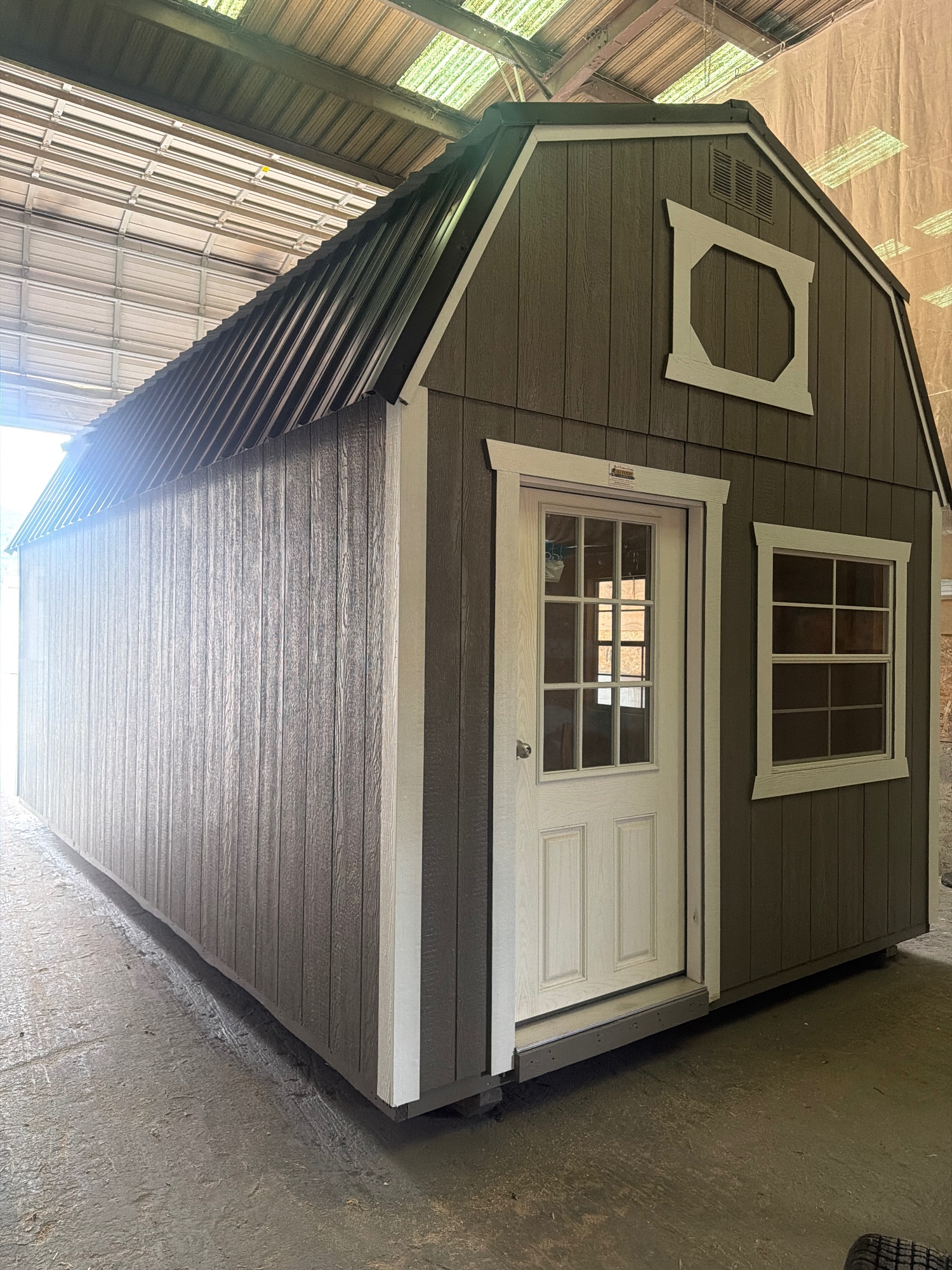 Lofted Barn - 10x20