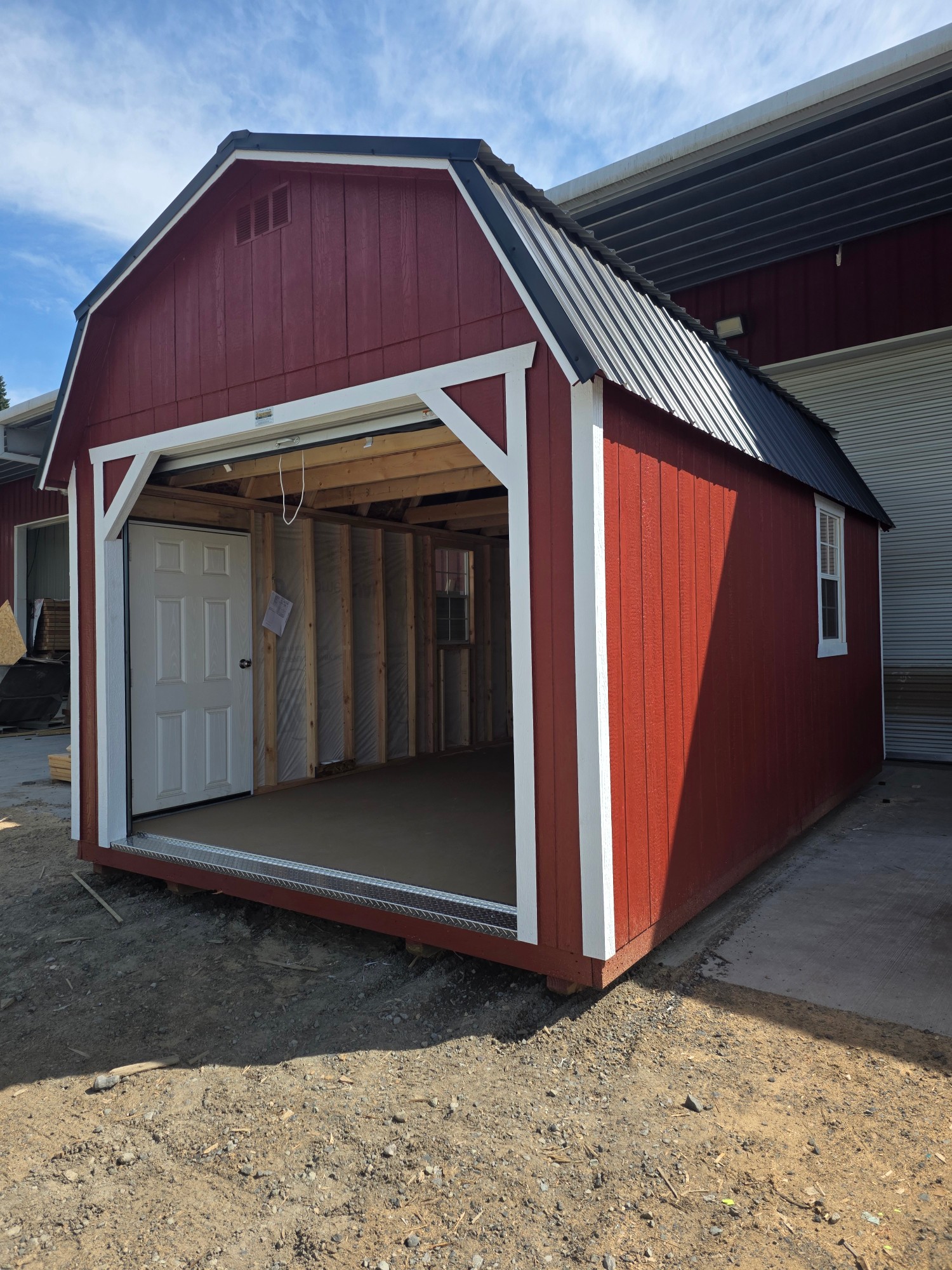 Lofted Barn 8' Garage - 12x18