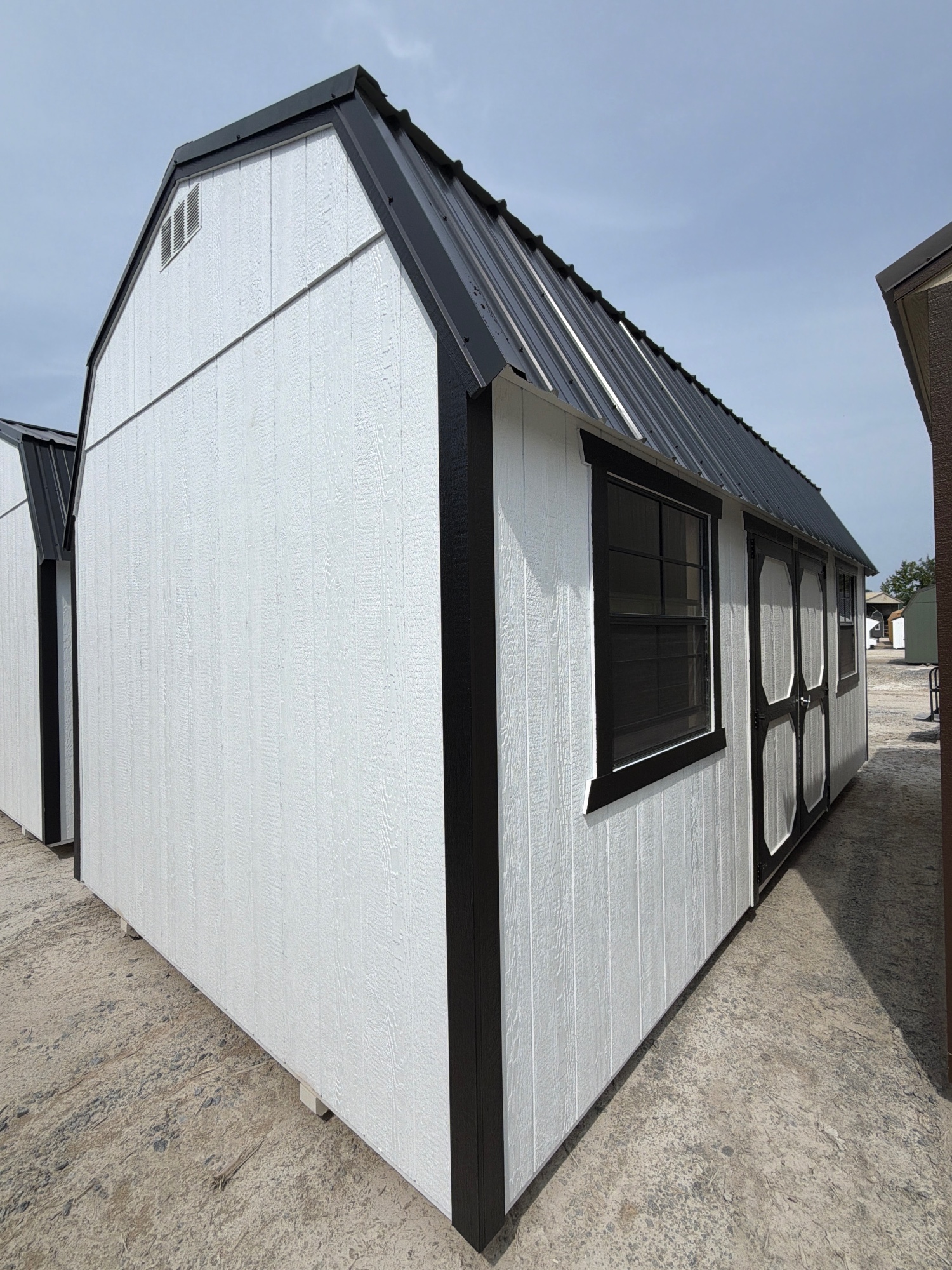 Lofted Barn - 10x20