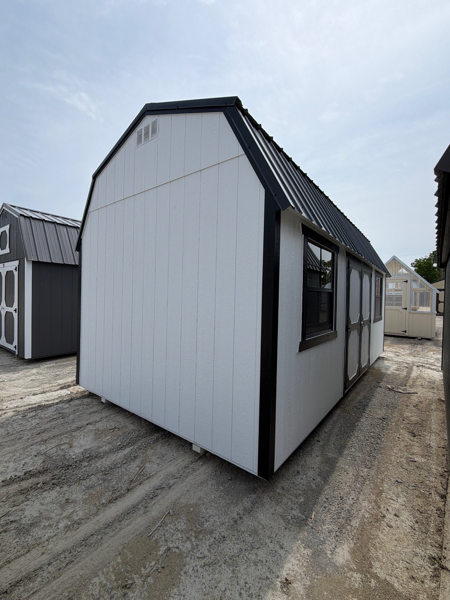 Lofted Barn - 10x20