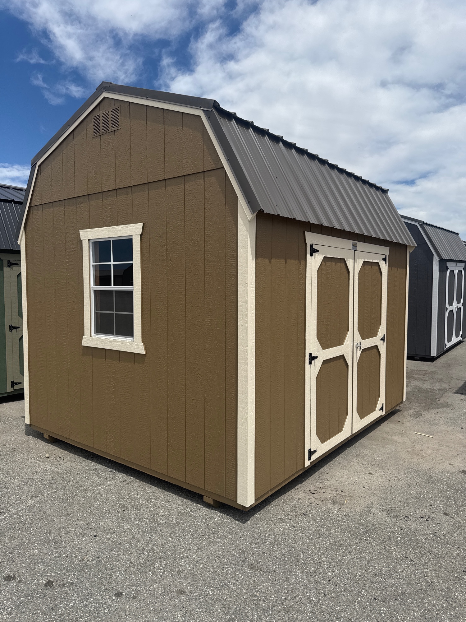 Lofted Barn - 10x12