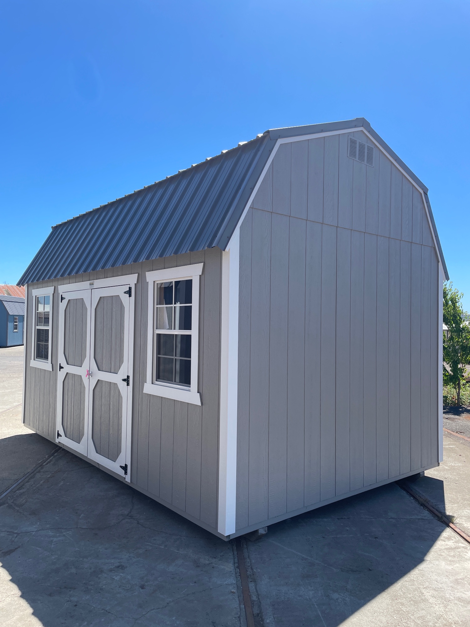 Lofted Barn - 10x16