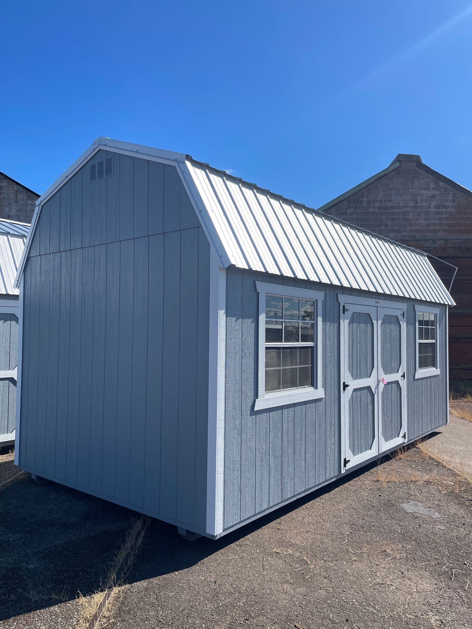 Lofted Barn - 10x20