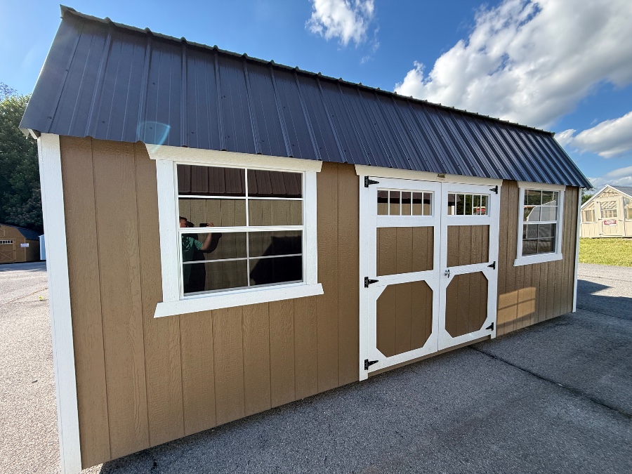 Lofted Barn - 10x20