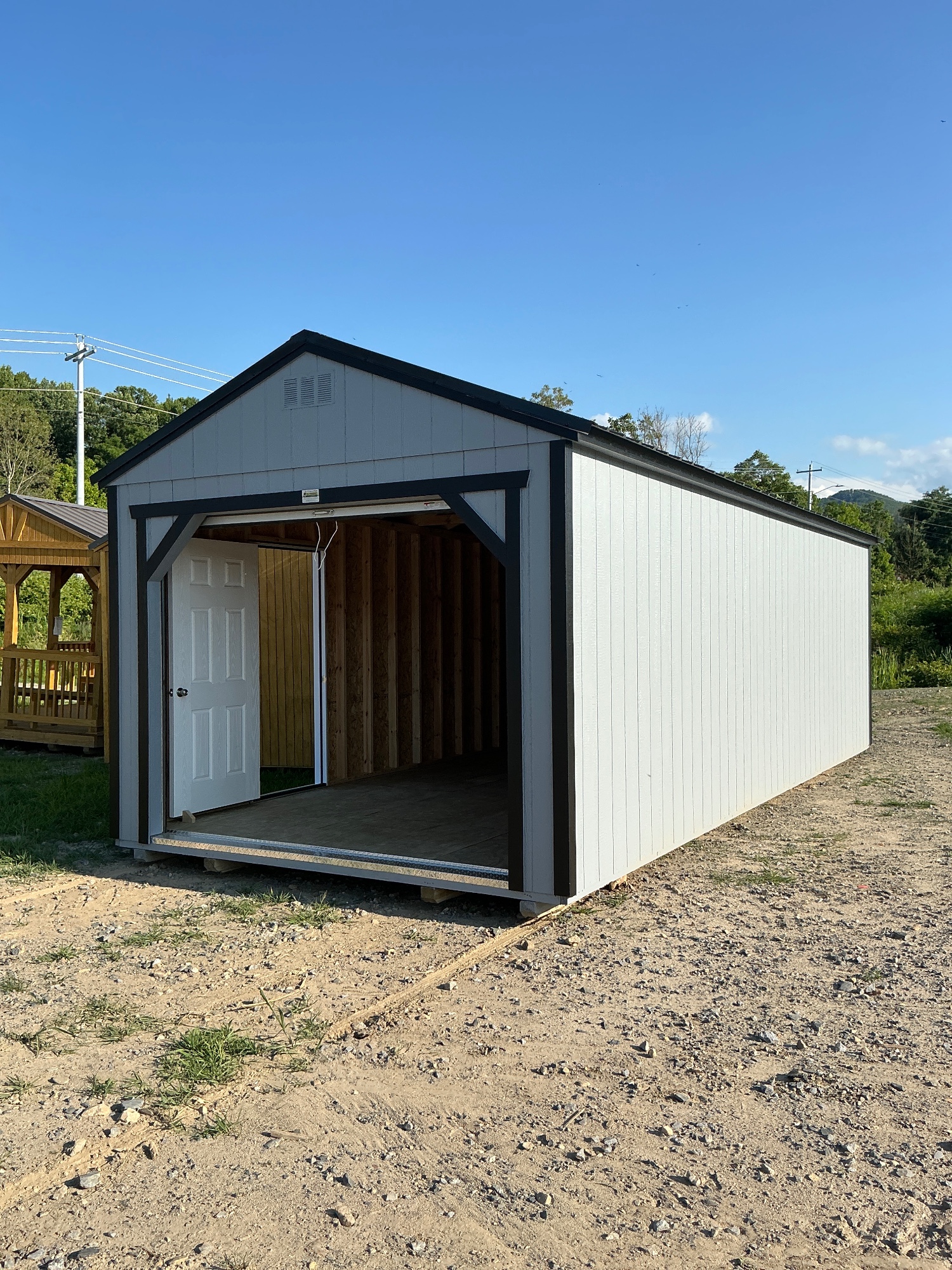 Utility Garage - 12x28