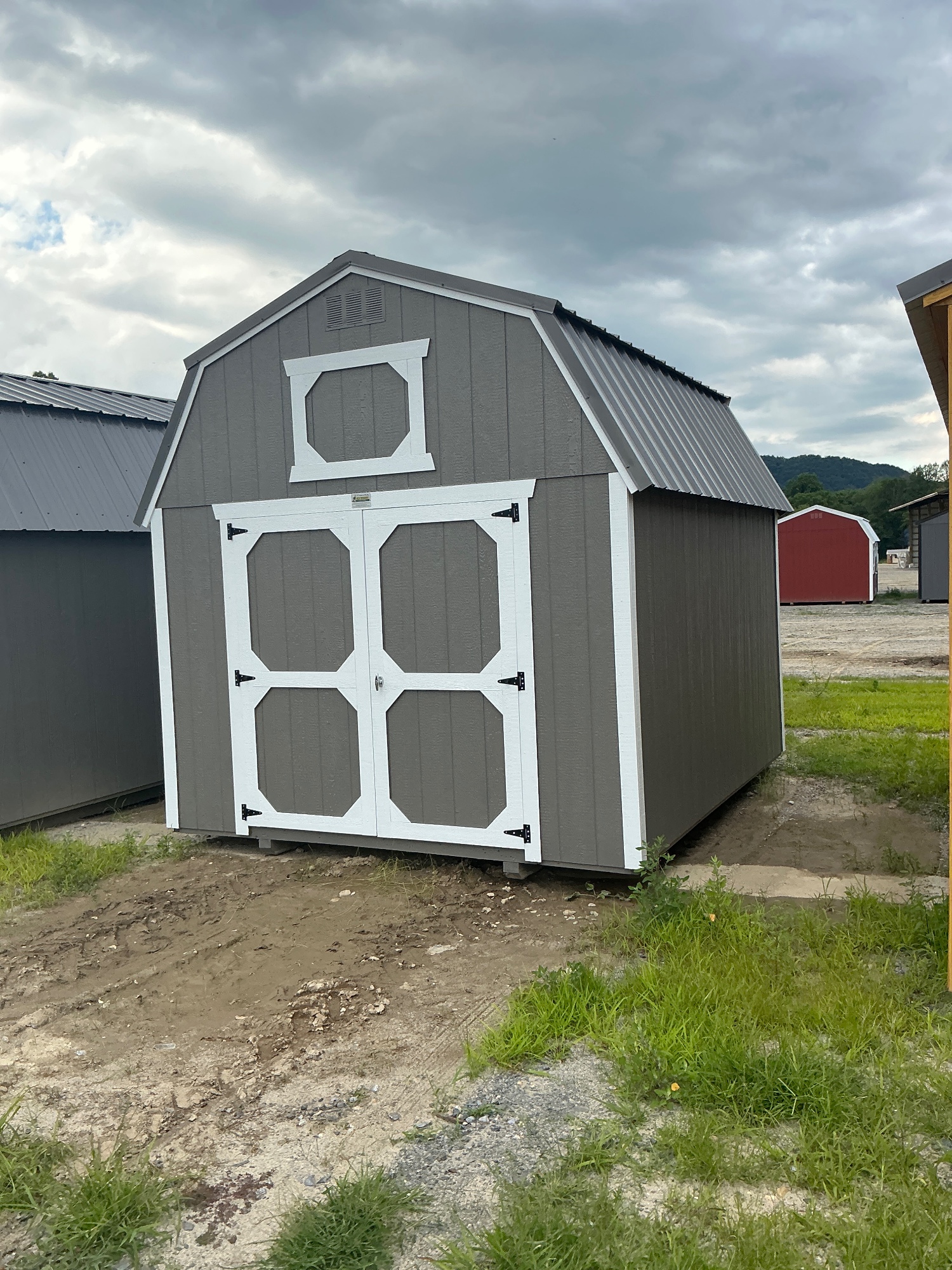 Lofted Barn - 10x12