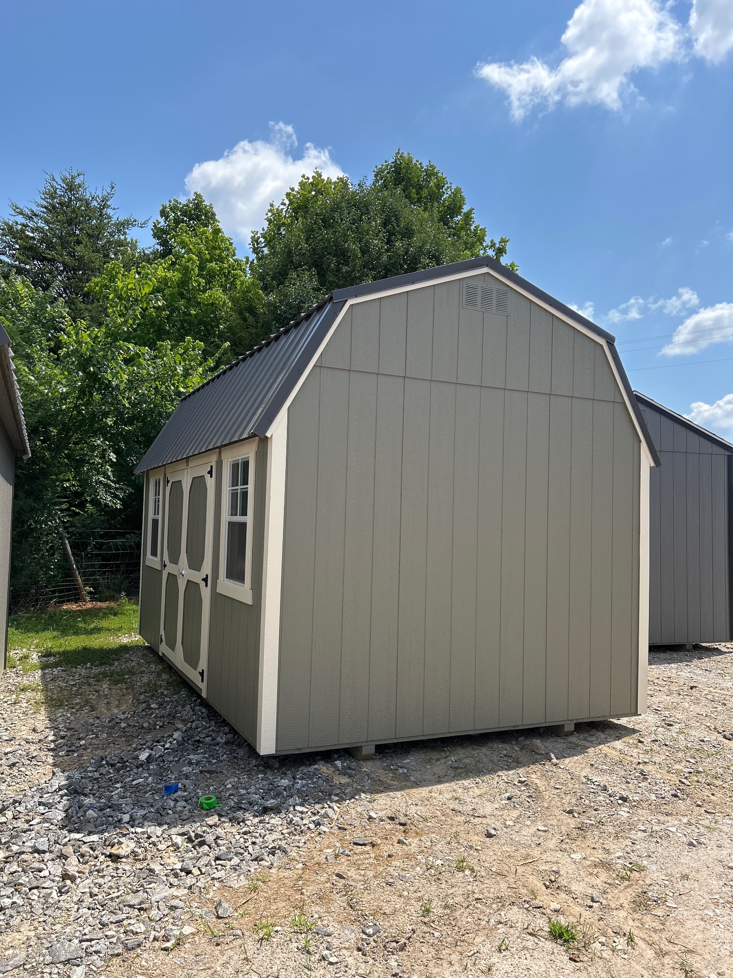 Lofted Barn - 10x16