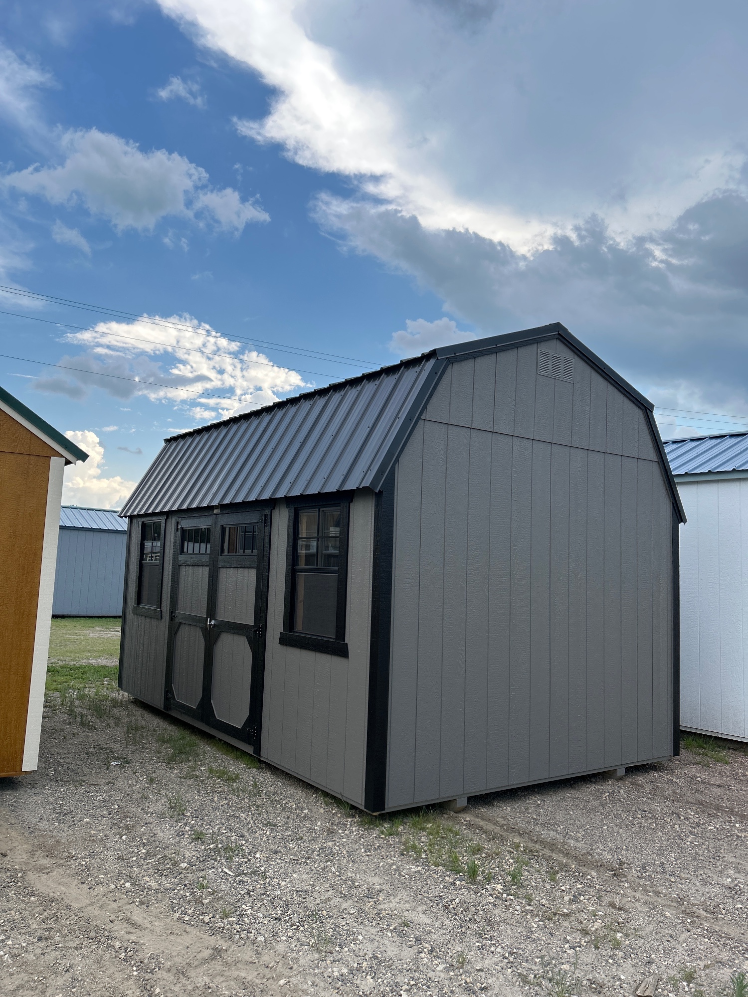 Lofted Barn - 10x16