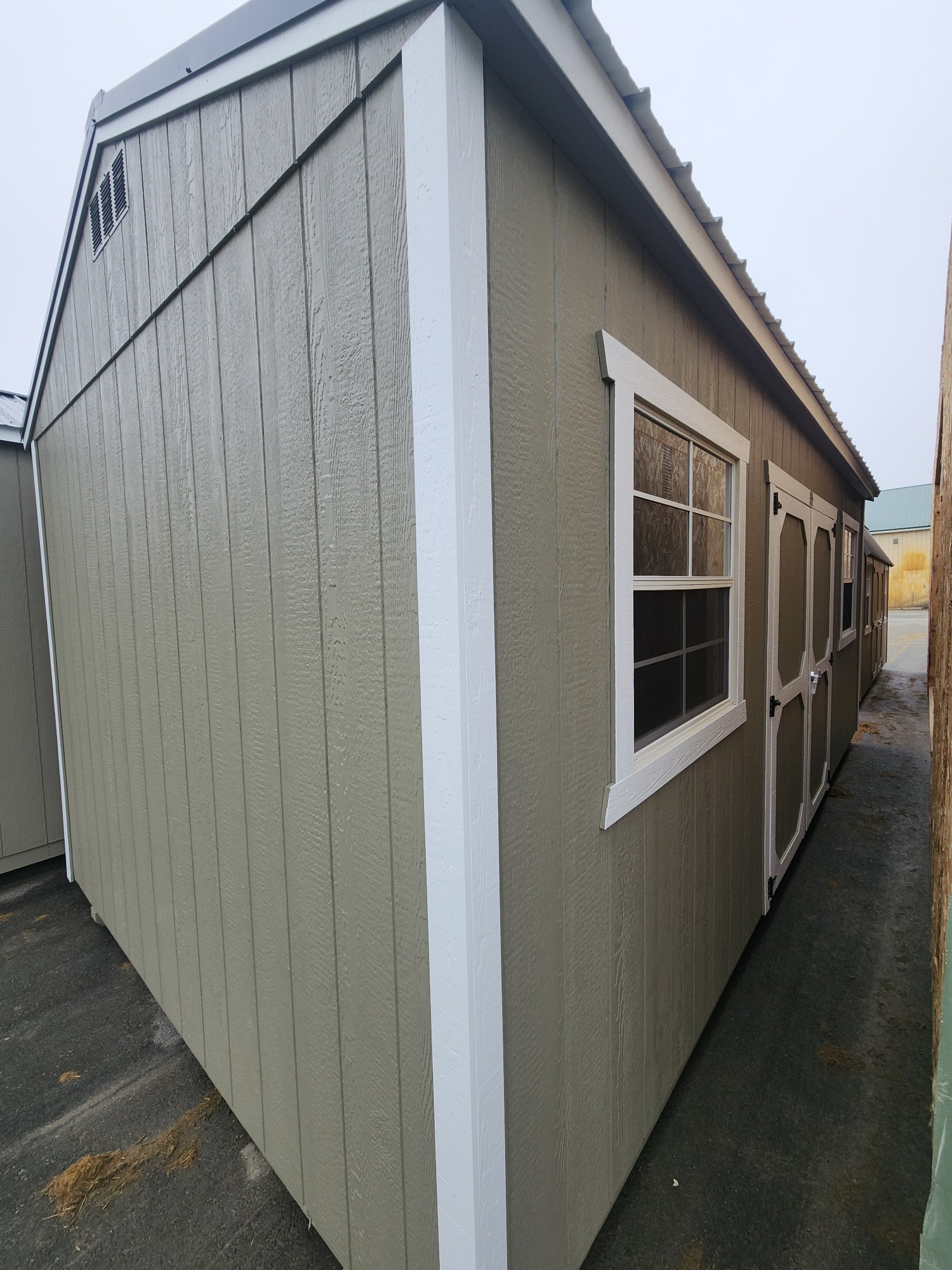 Utility - 10x20