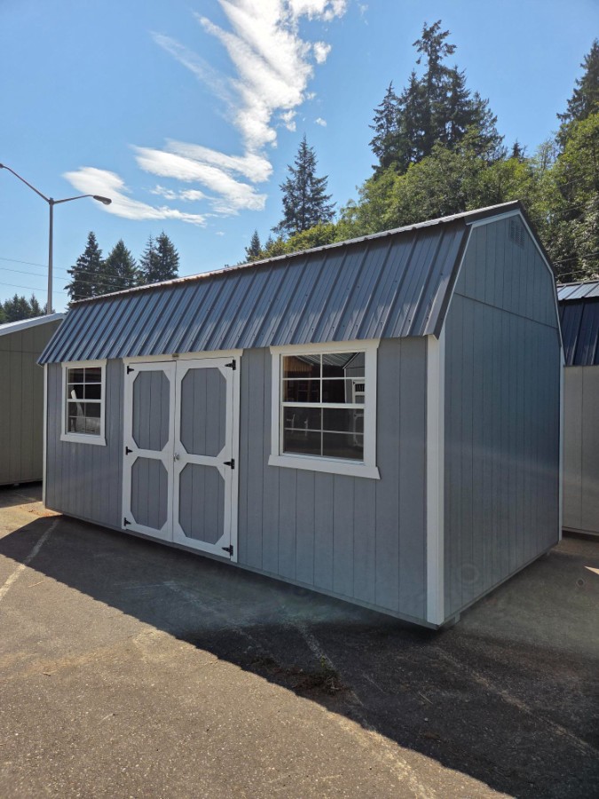 Lofted Barn - 10x20
