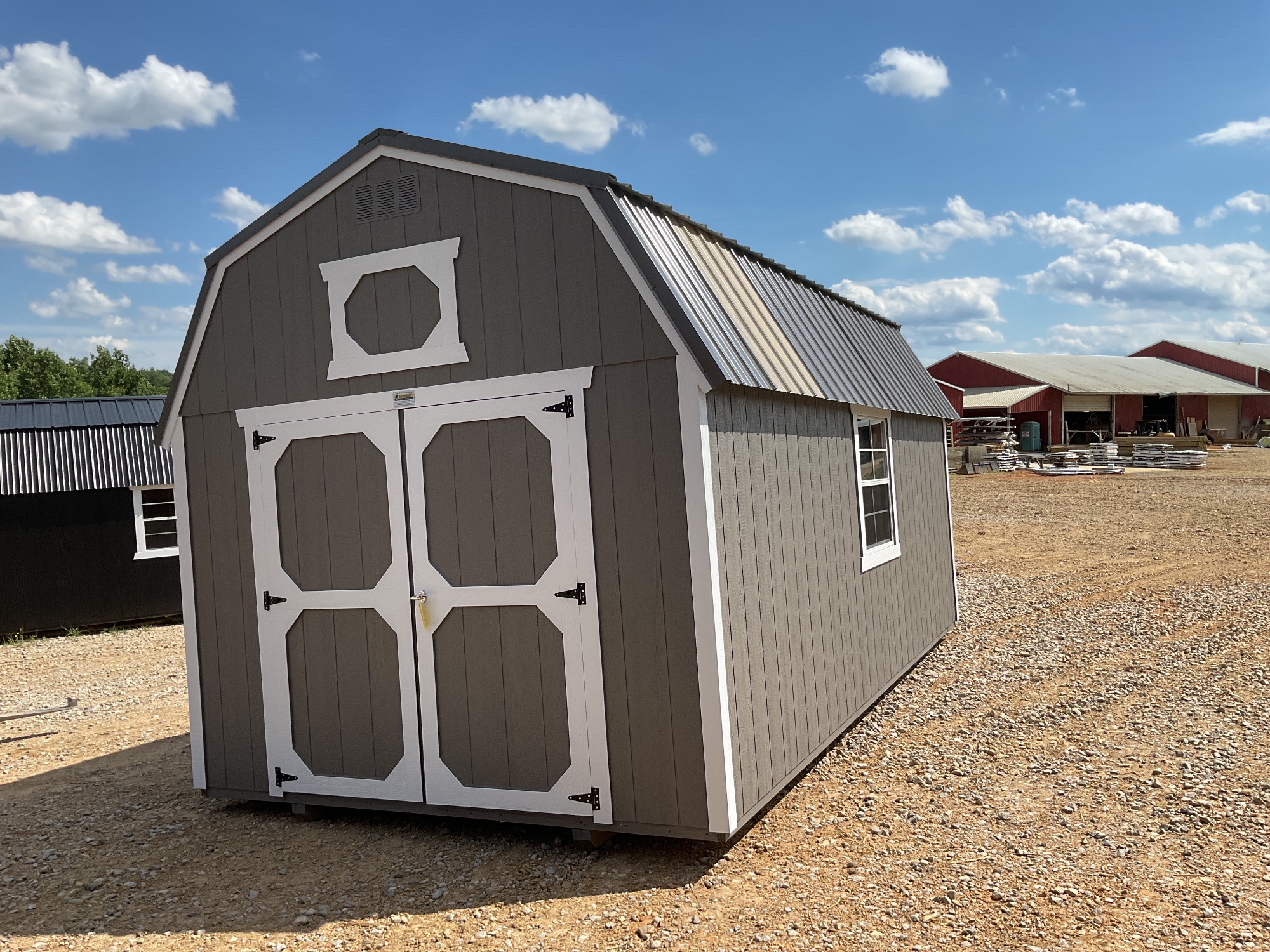 Lofted Barn - 10x20