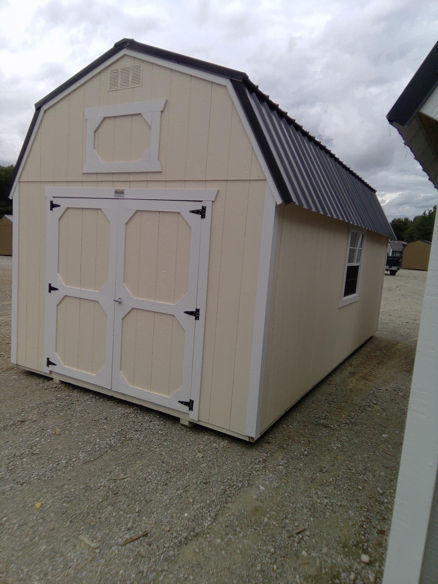 Lofted Barn - 10x20