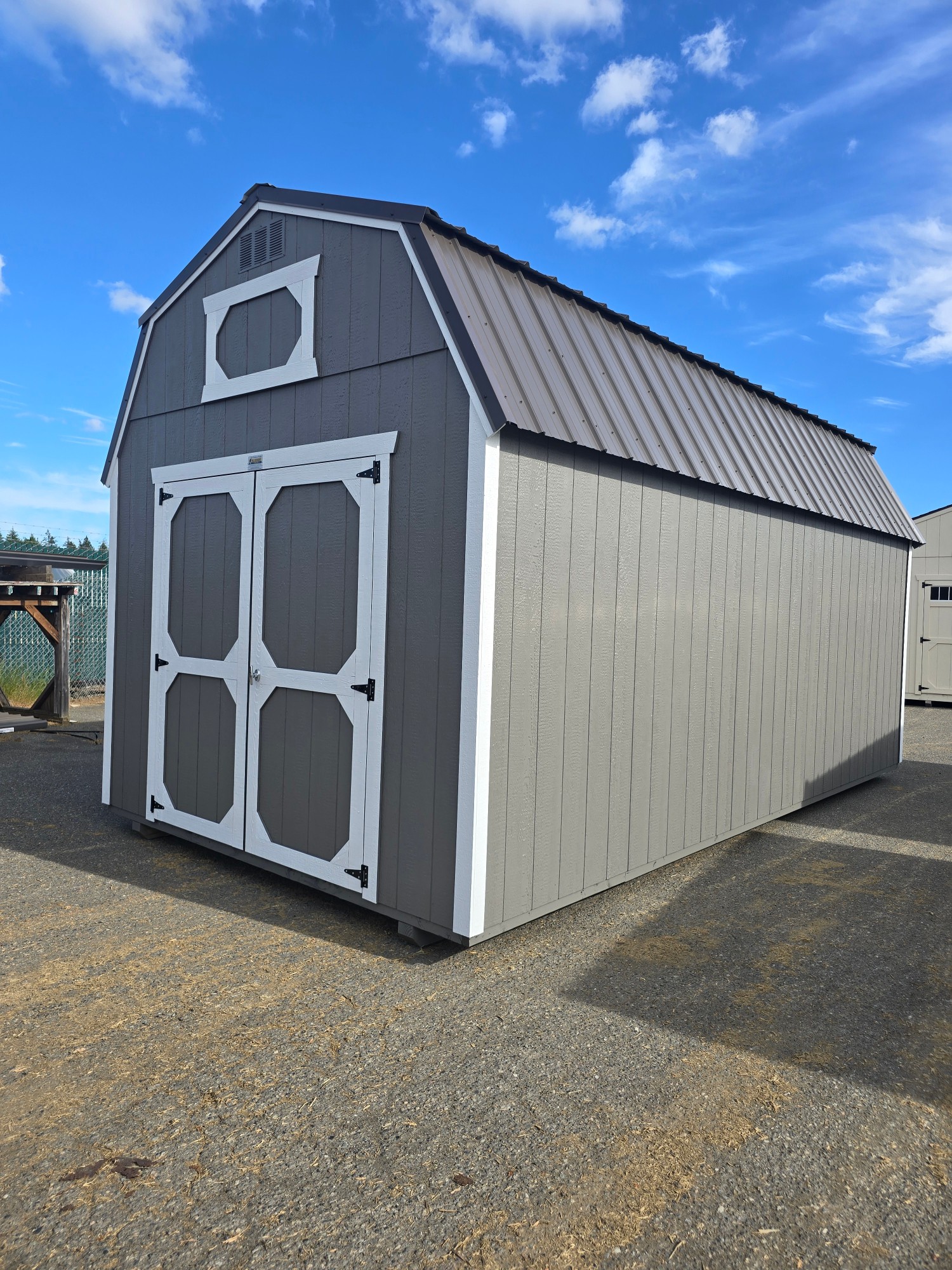 Lofted Barn - 10x20