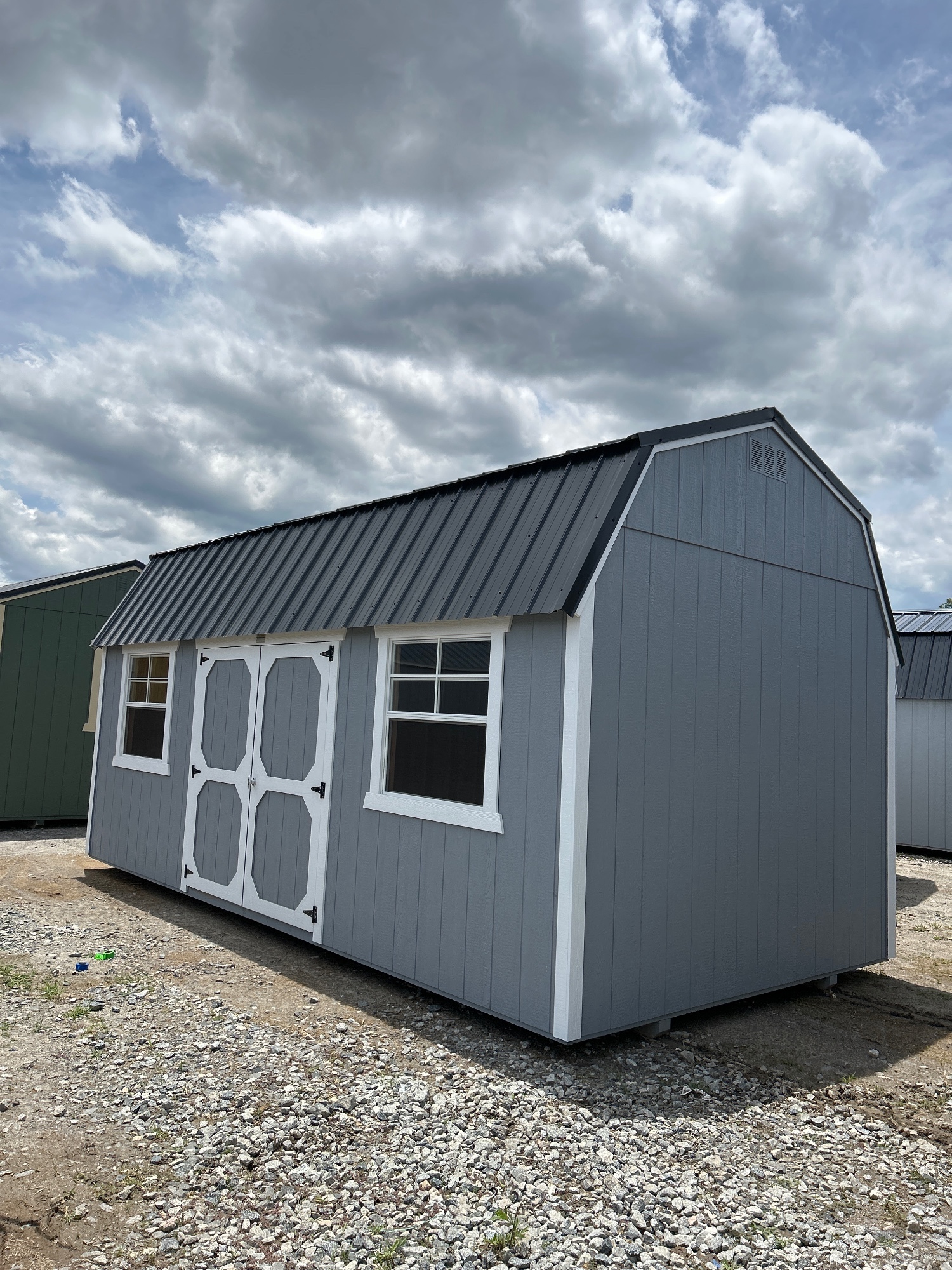 Lofted Barn - 10x20