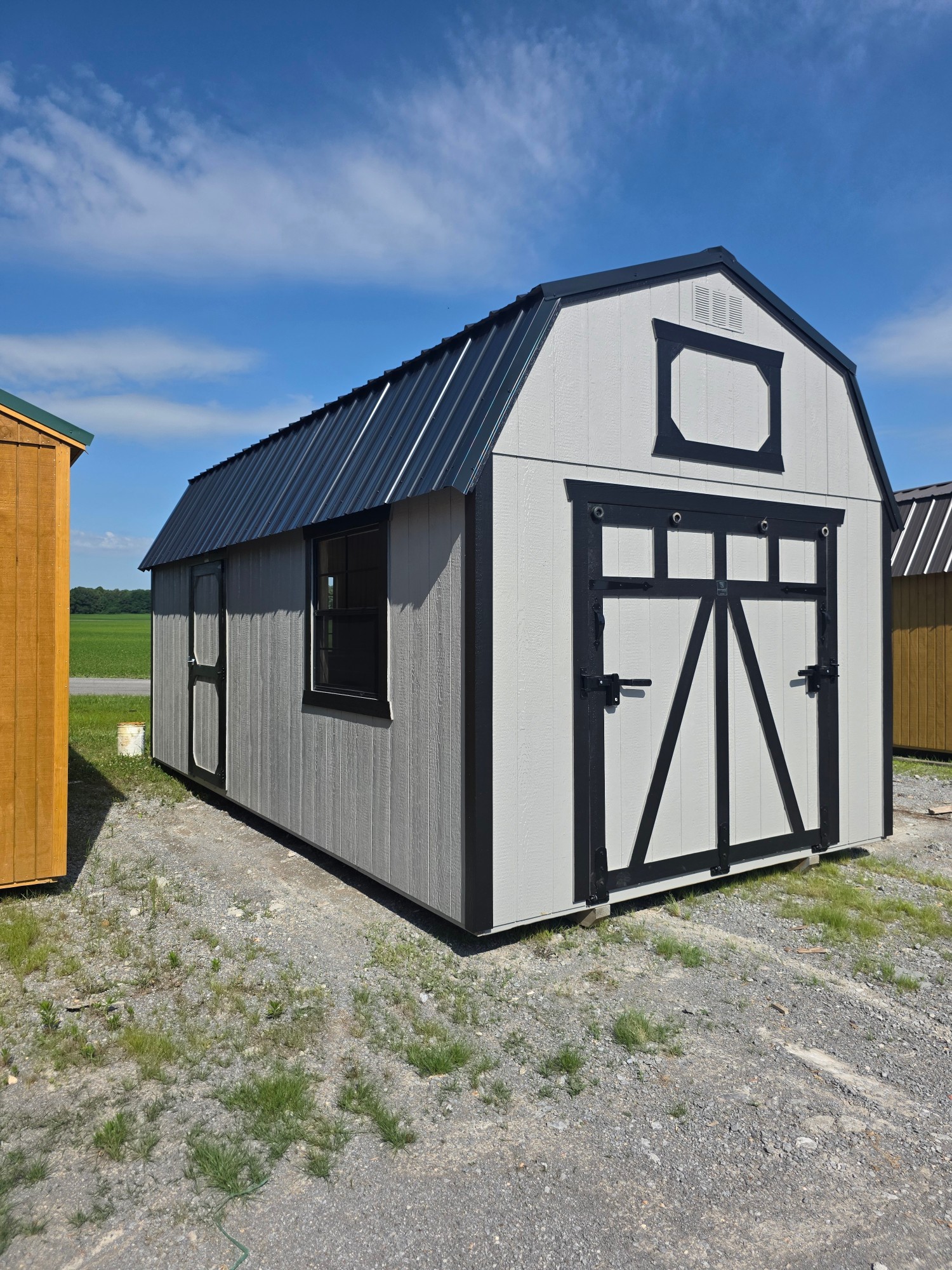 Lofted Barn - 10x20