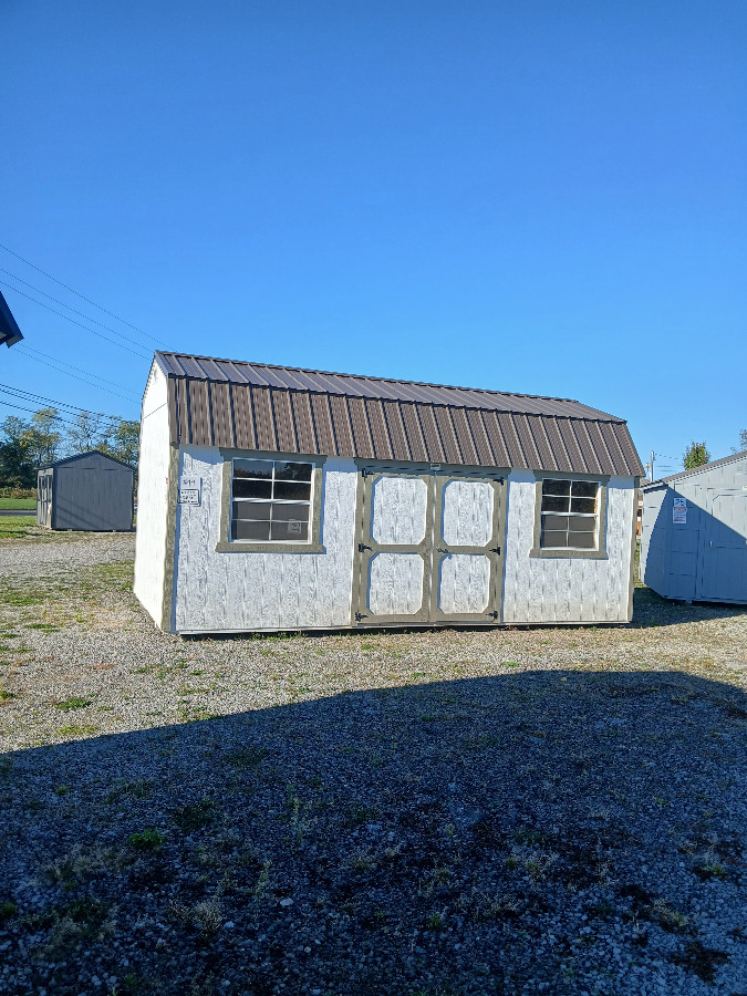 Lofted Barn - 10x20