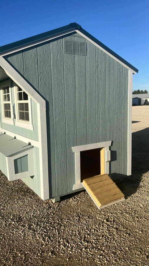 Chicken Coop - 6x8 image 6
