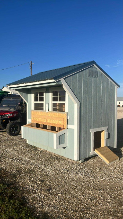 Chicken Coop - 6x8 image 8