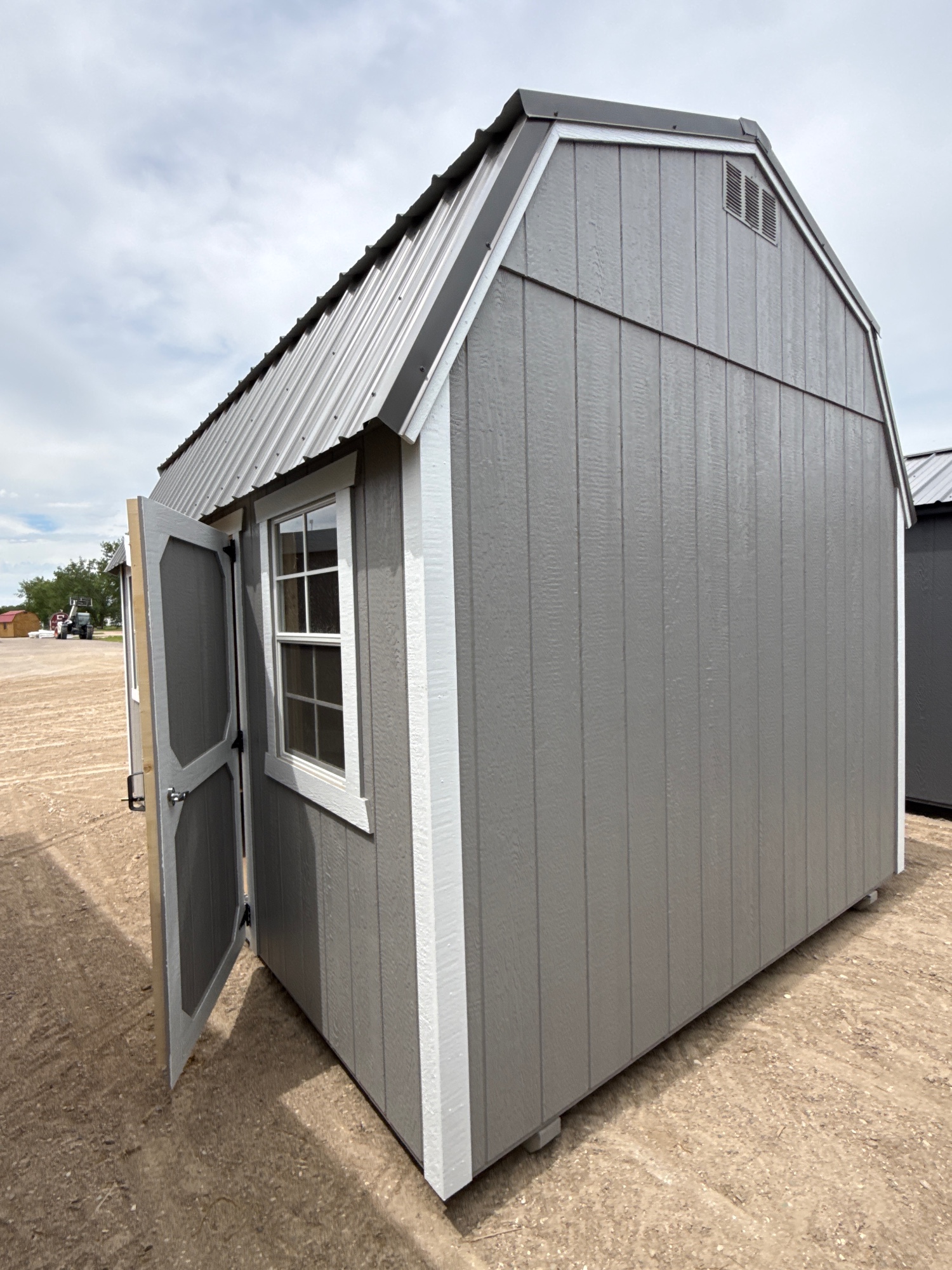 Lofted Barn - 10x16