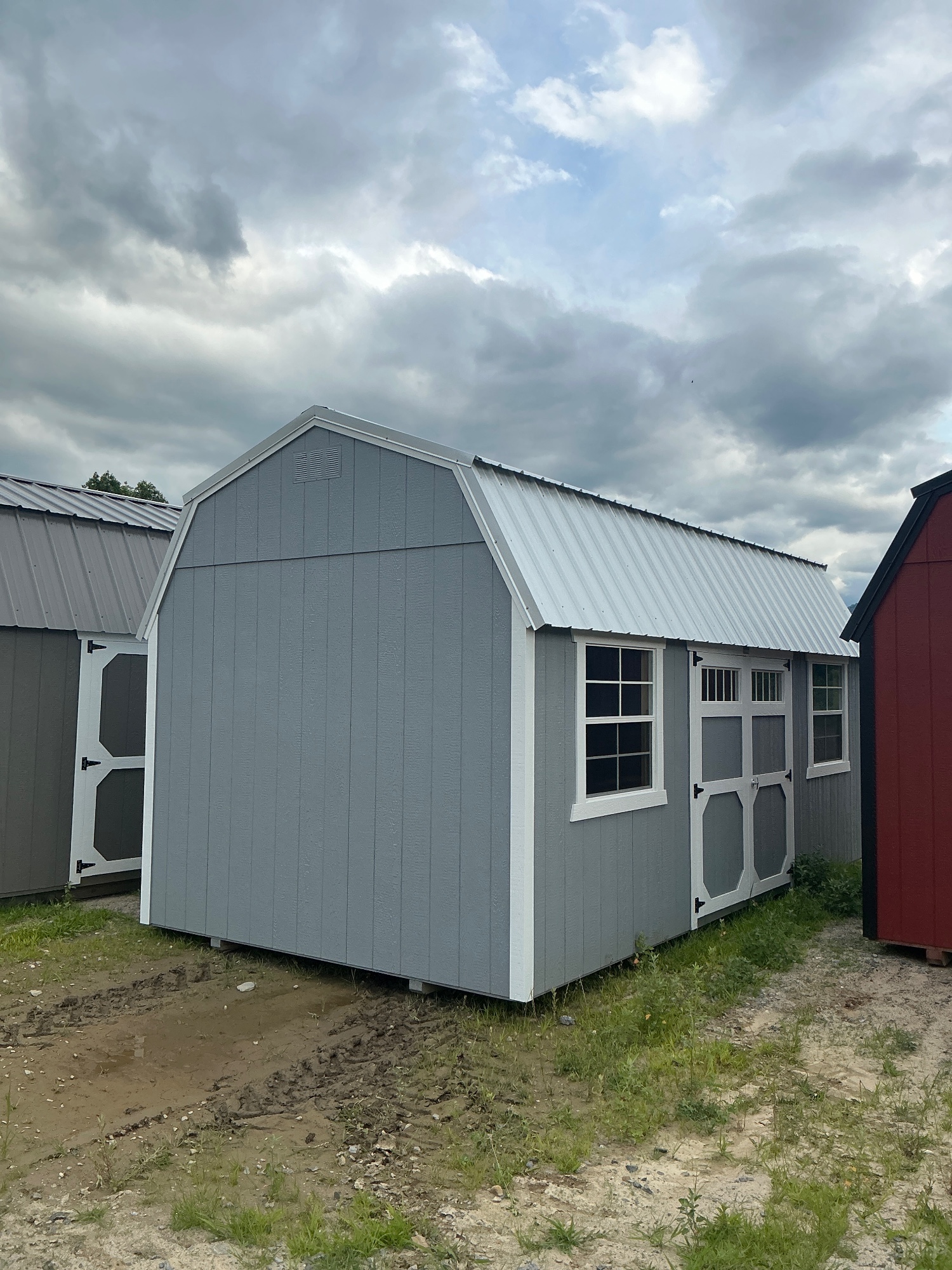 Lofted Barn - 10x20