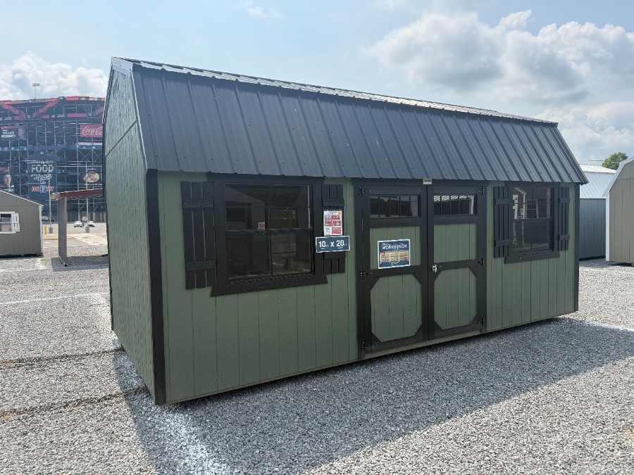 Lofted Barn - 10x20