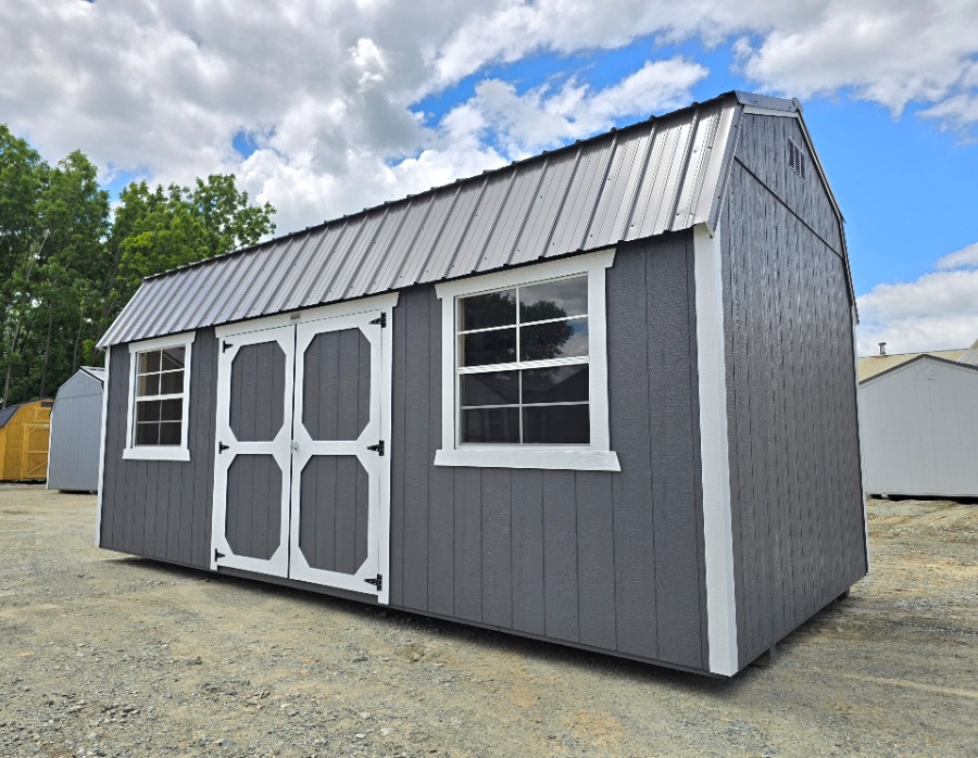 Lofted Barn - 10x20