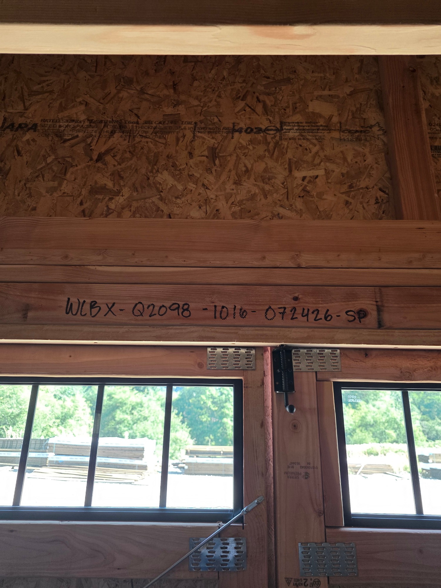 Lofted Barn - 10x16