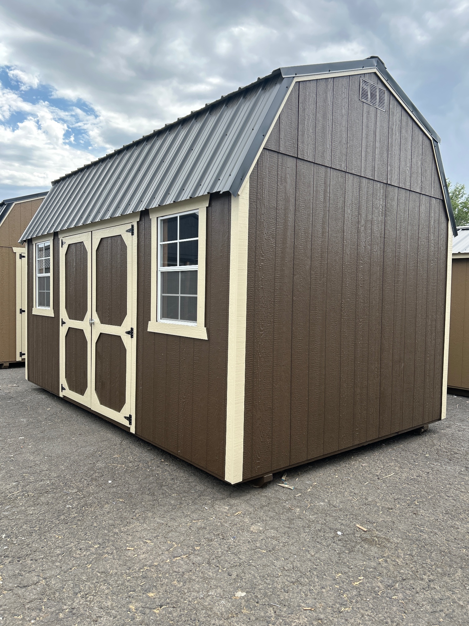 Lofted Barn - 10x16