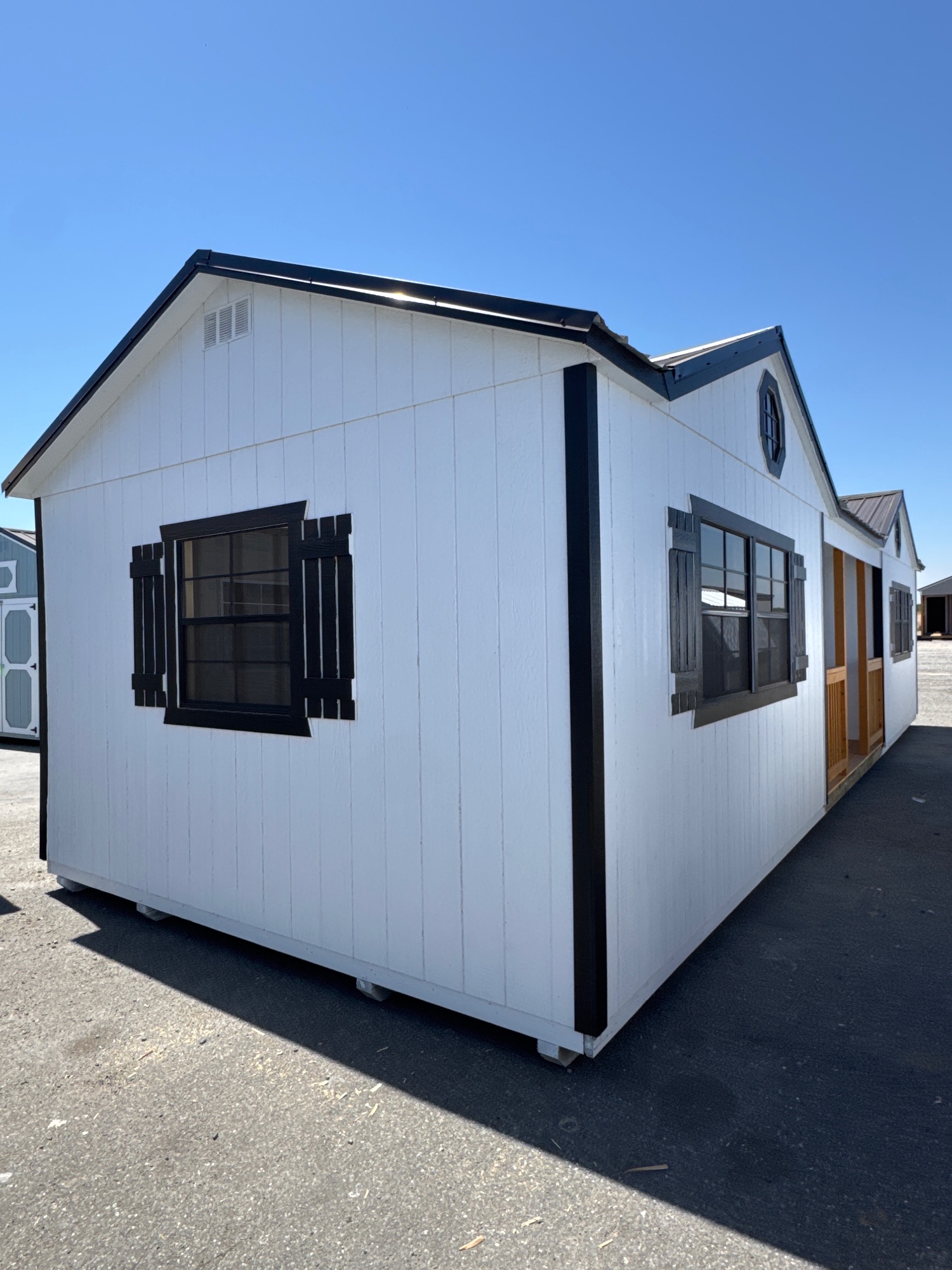 Utility Center Porch - 14x40