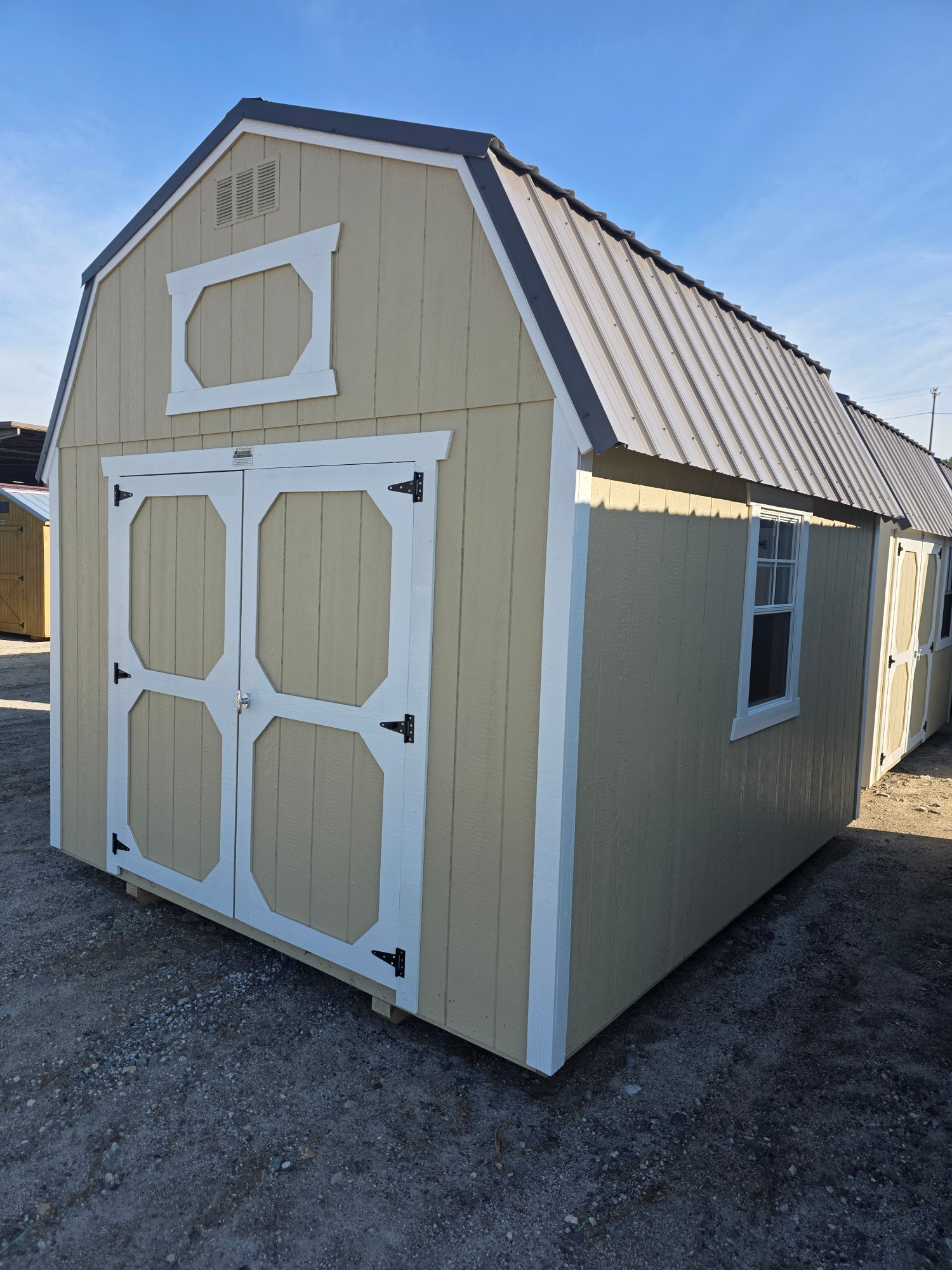 Lofted Barn - 10x12