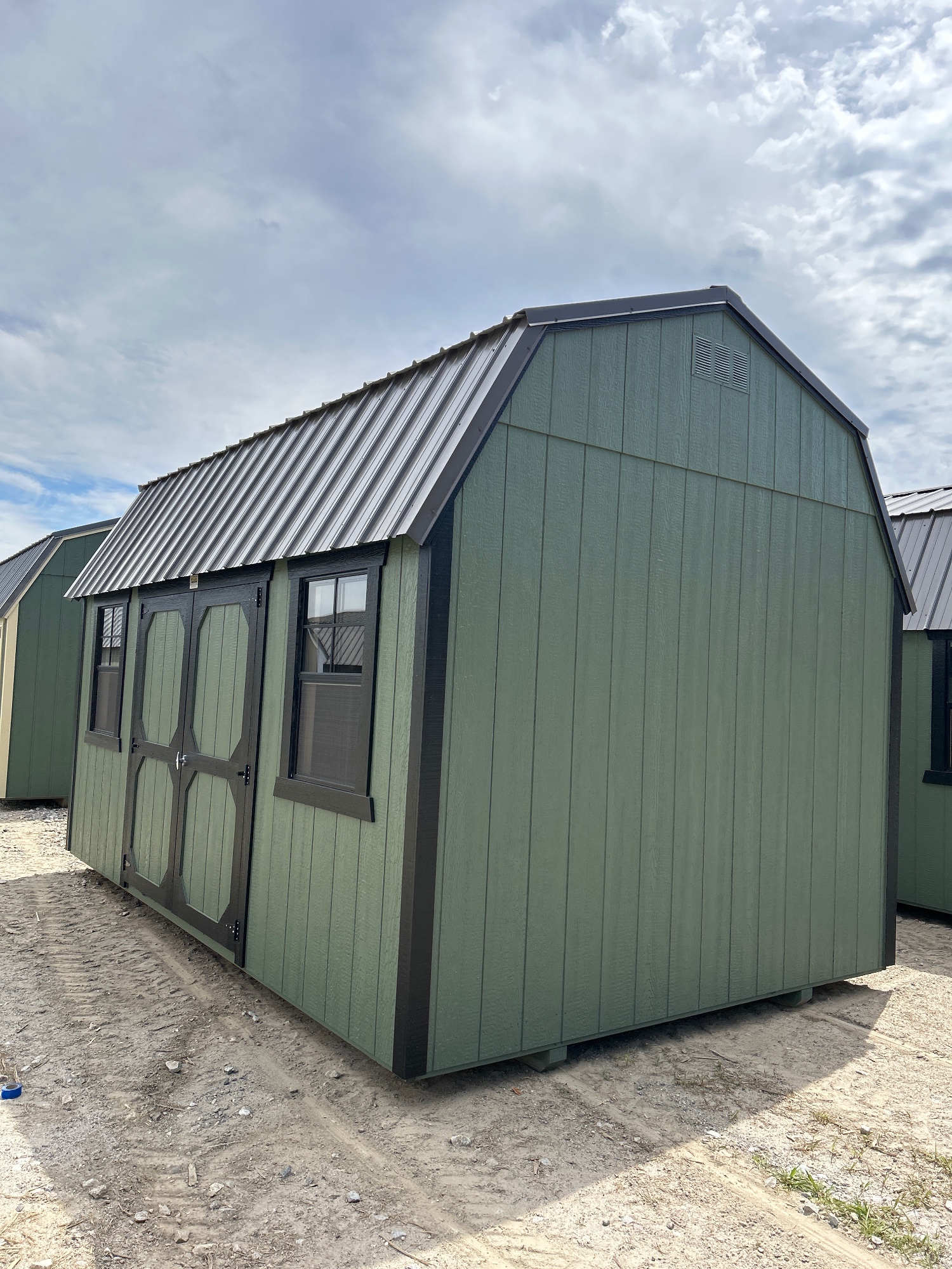 Lofted Barn - 10x16