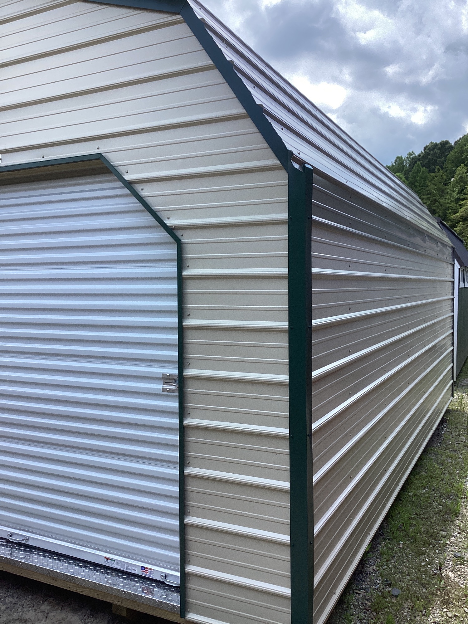 Metal Lofted - 12x20