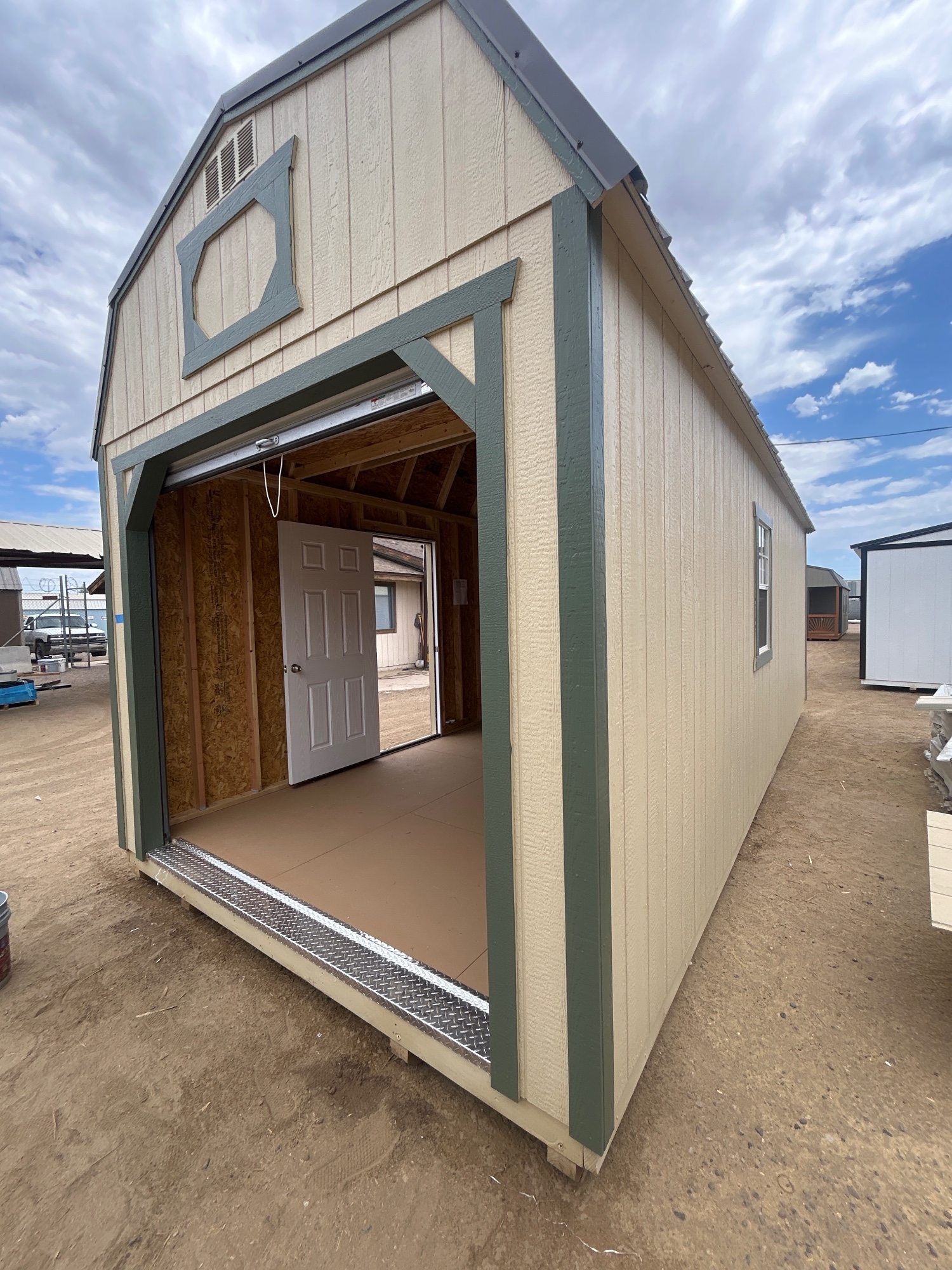 Lofted Barn 8' Garage - 10x24