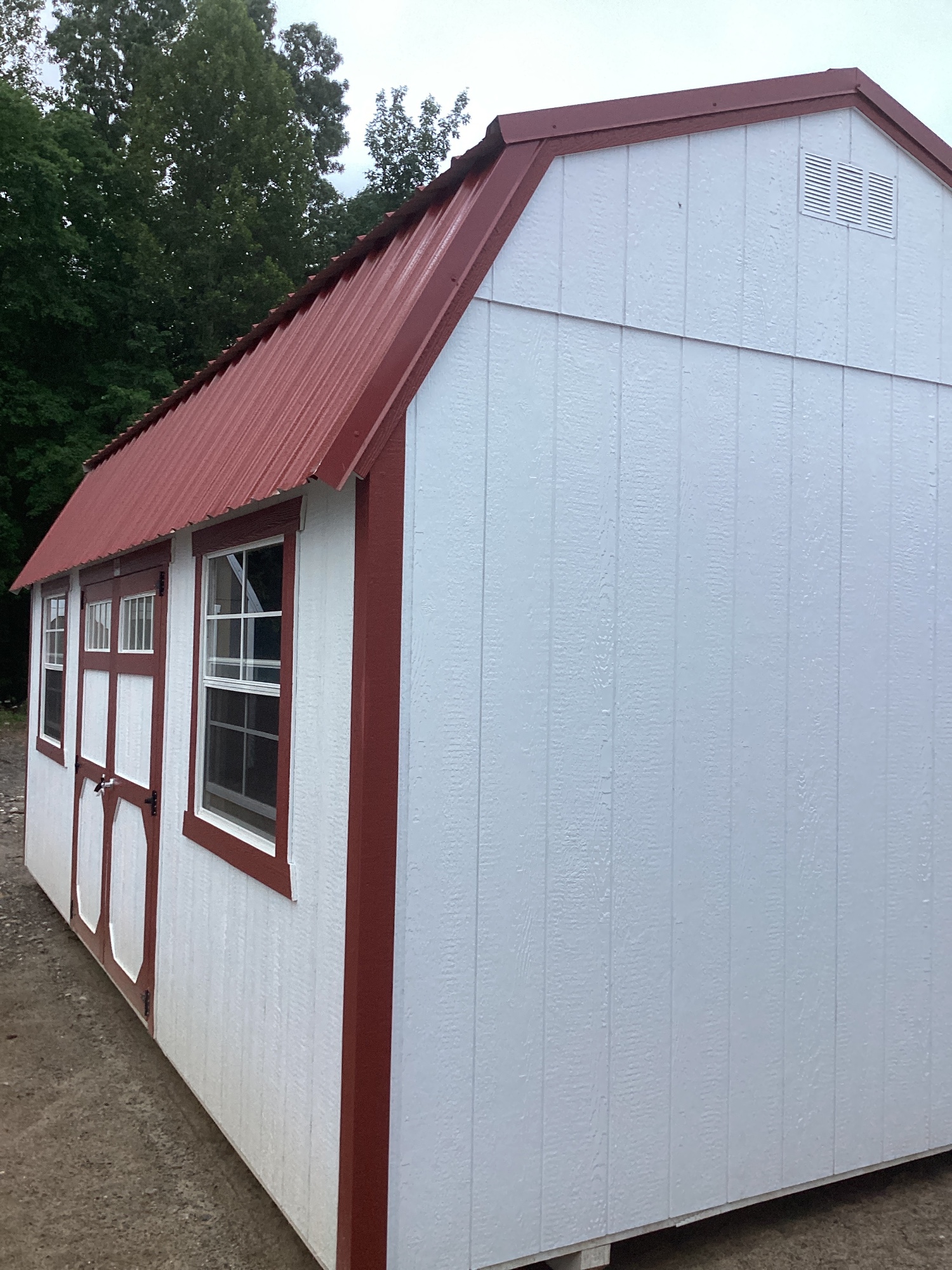 Lofted Barn - 10x20