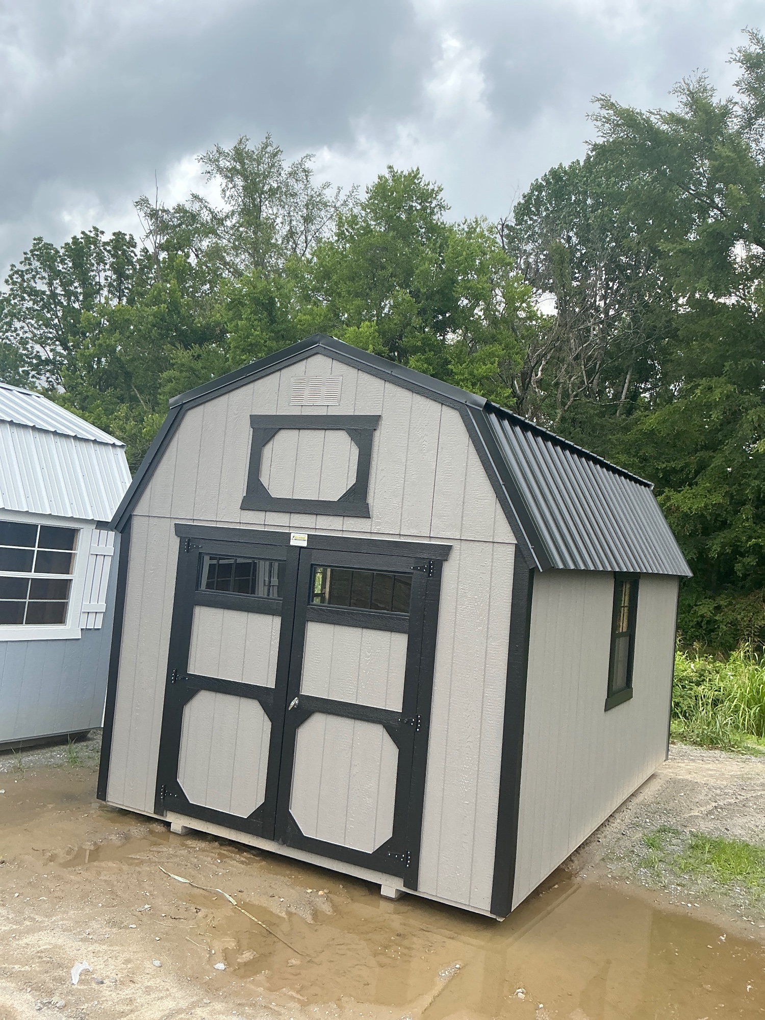 Lofted Barn - 10x16